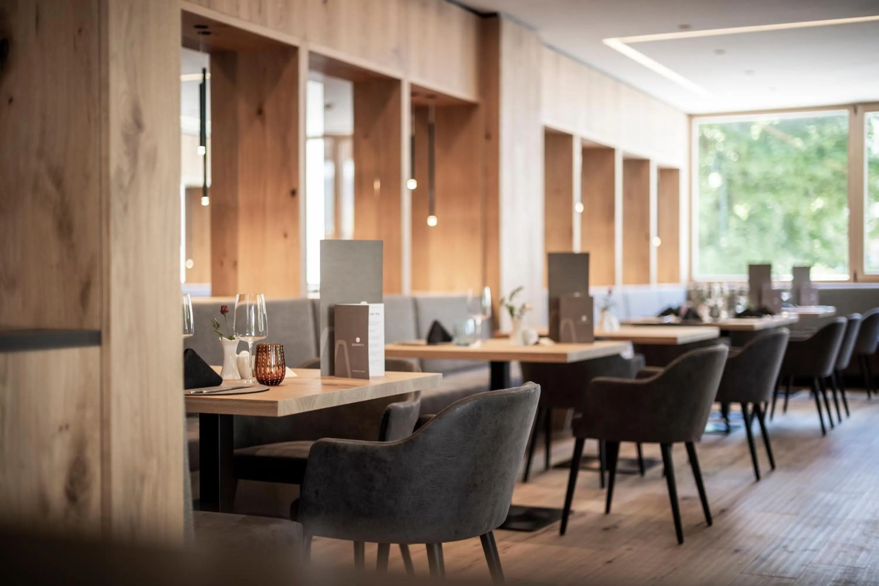 Restaurant/places to eat in Hotel Simpaty