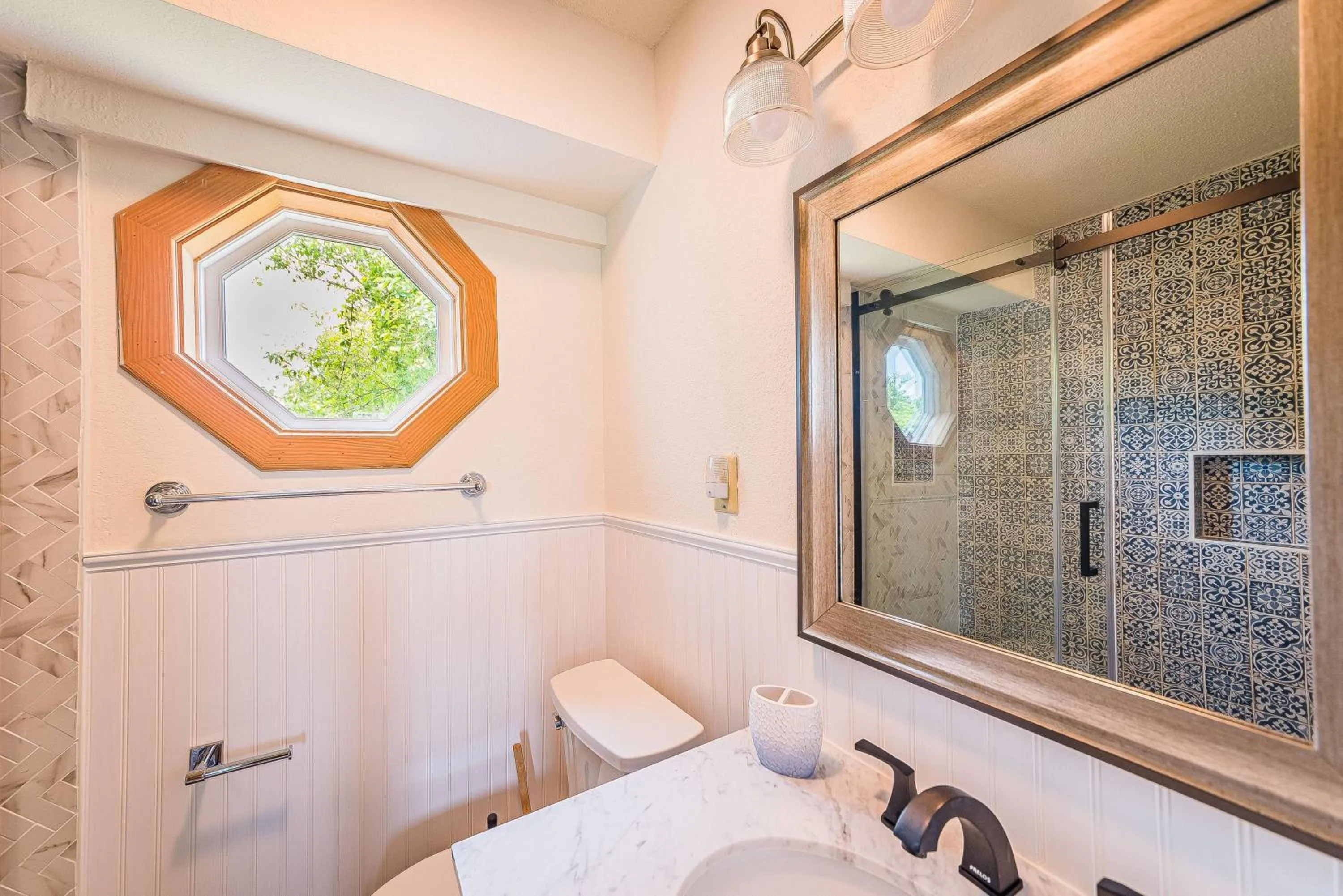 Just For Fun - Duck, Schooner Ridge, Pool Open 4/15, Pool Heat Option, Hot Tub, Close to Downtown