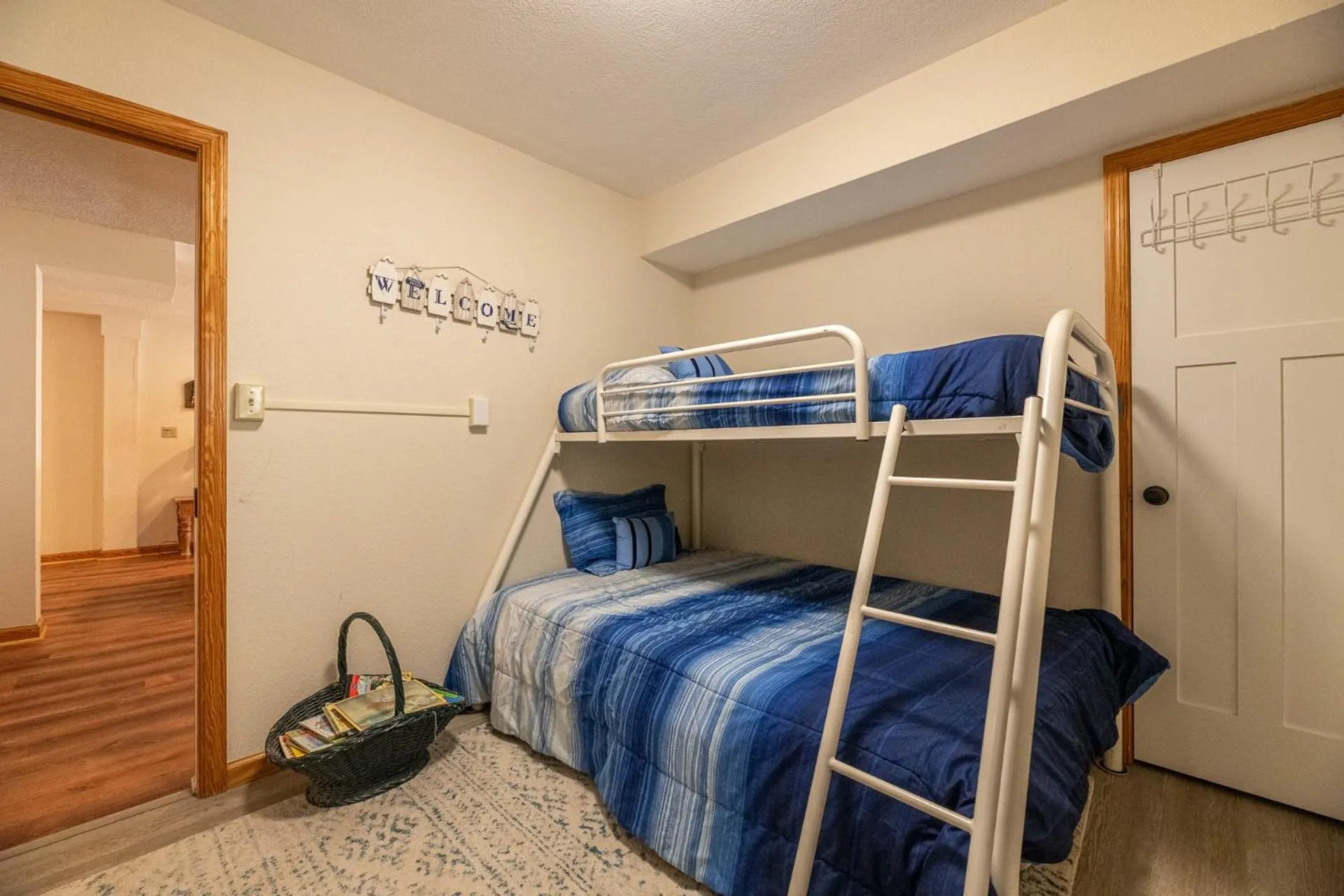 Bed in Just For Fun - Duck, Schooner Ridge, Pool Open 4/15, Pool Heat Option, Hot Tub, Close to Downtown