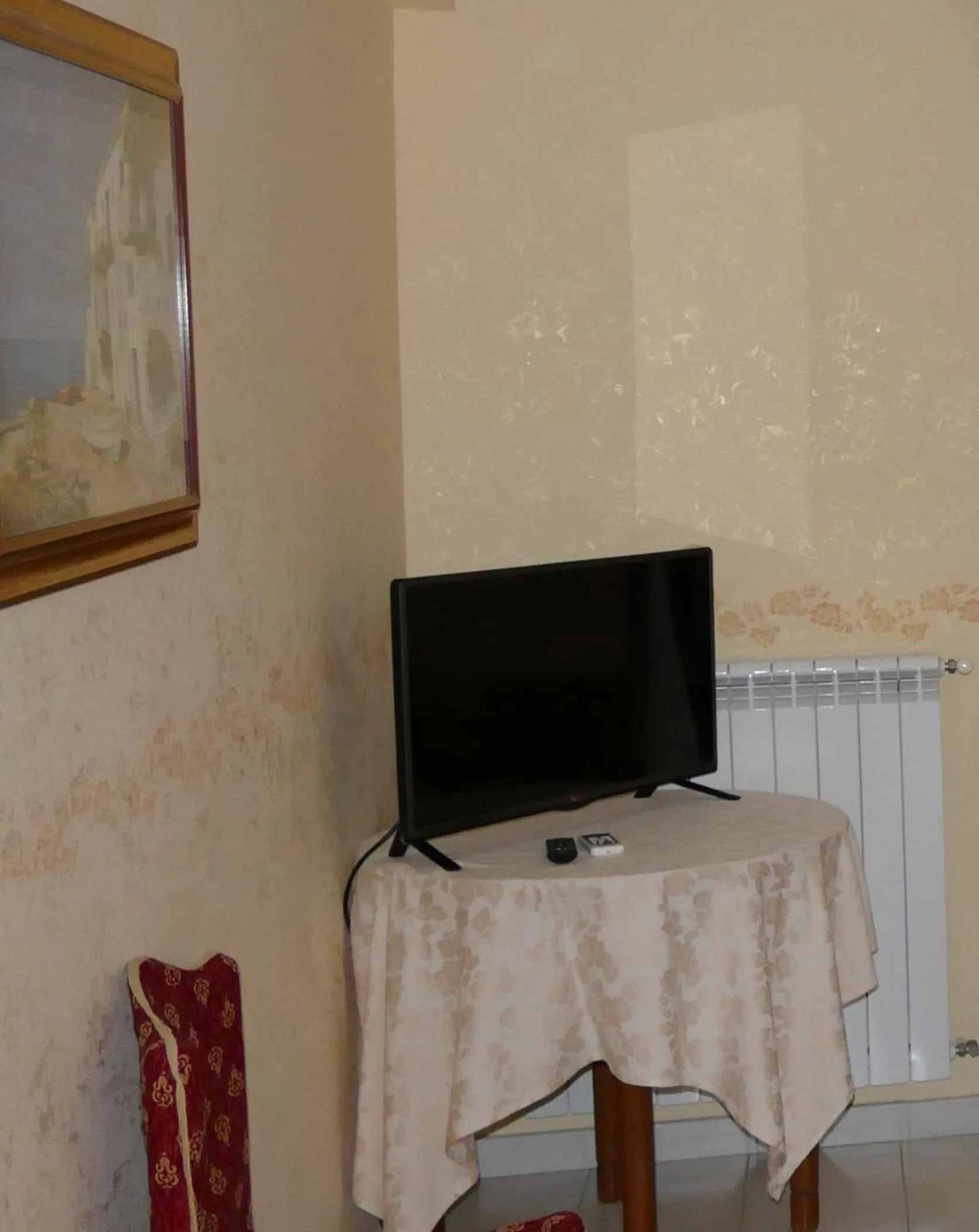 TV and multimedia in Hotel L'Ulivo