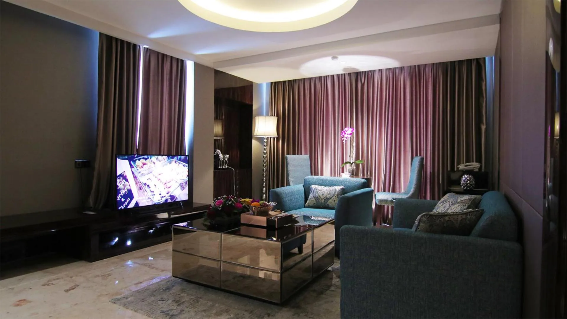 Living room in The Arista Hotel Palembang