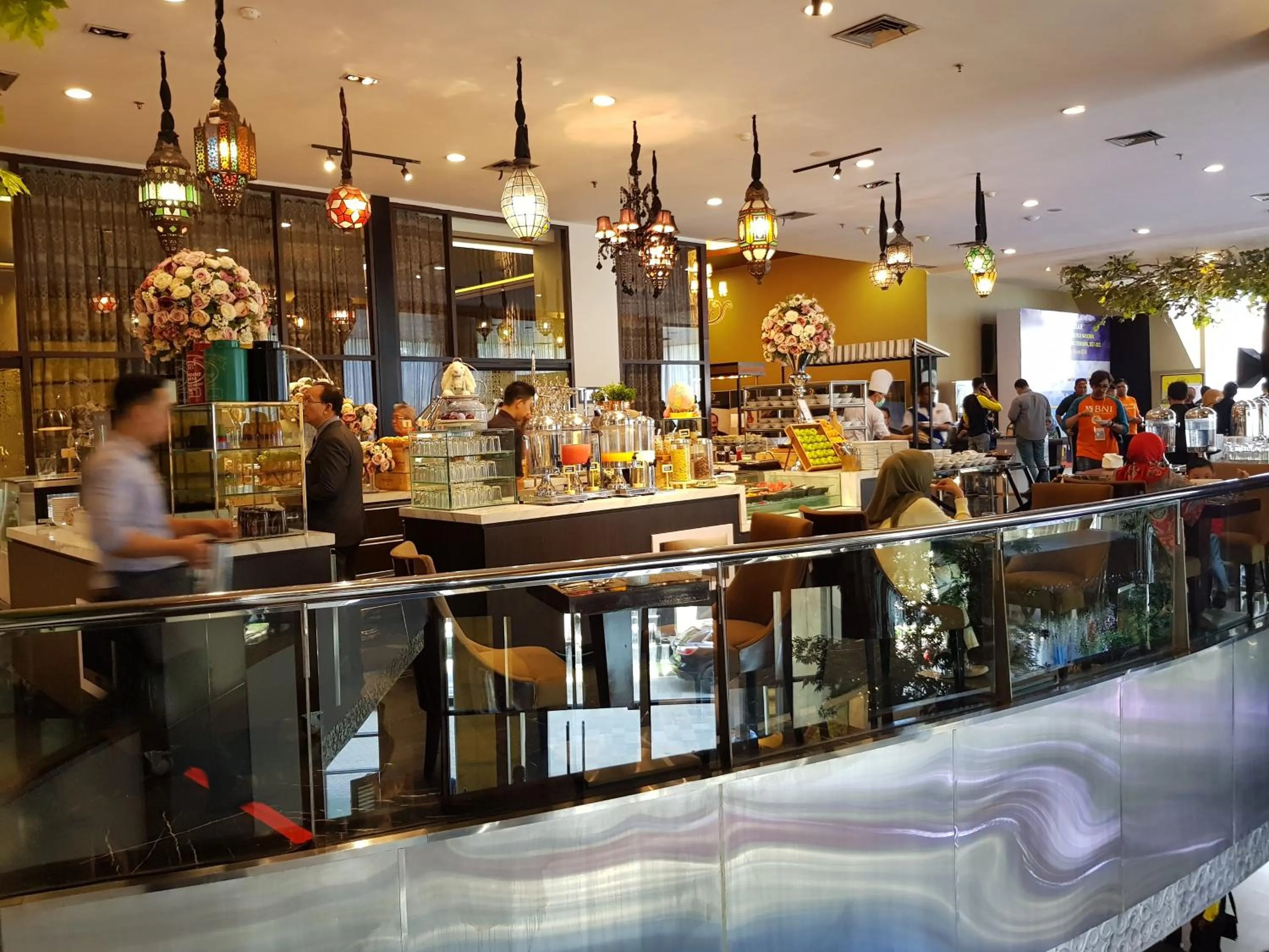 Restaurant/places to eat in The Arista Hotel Palembang