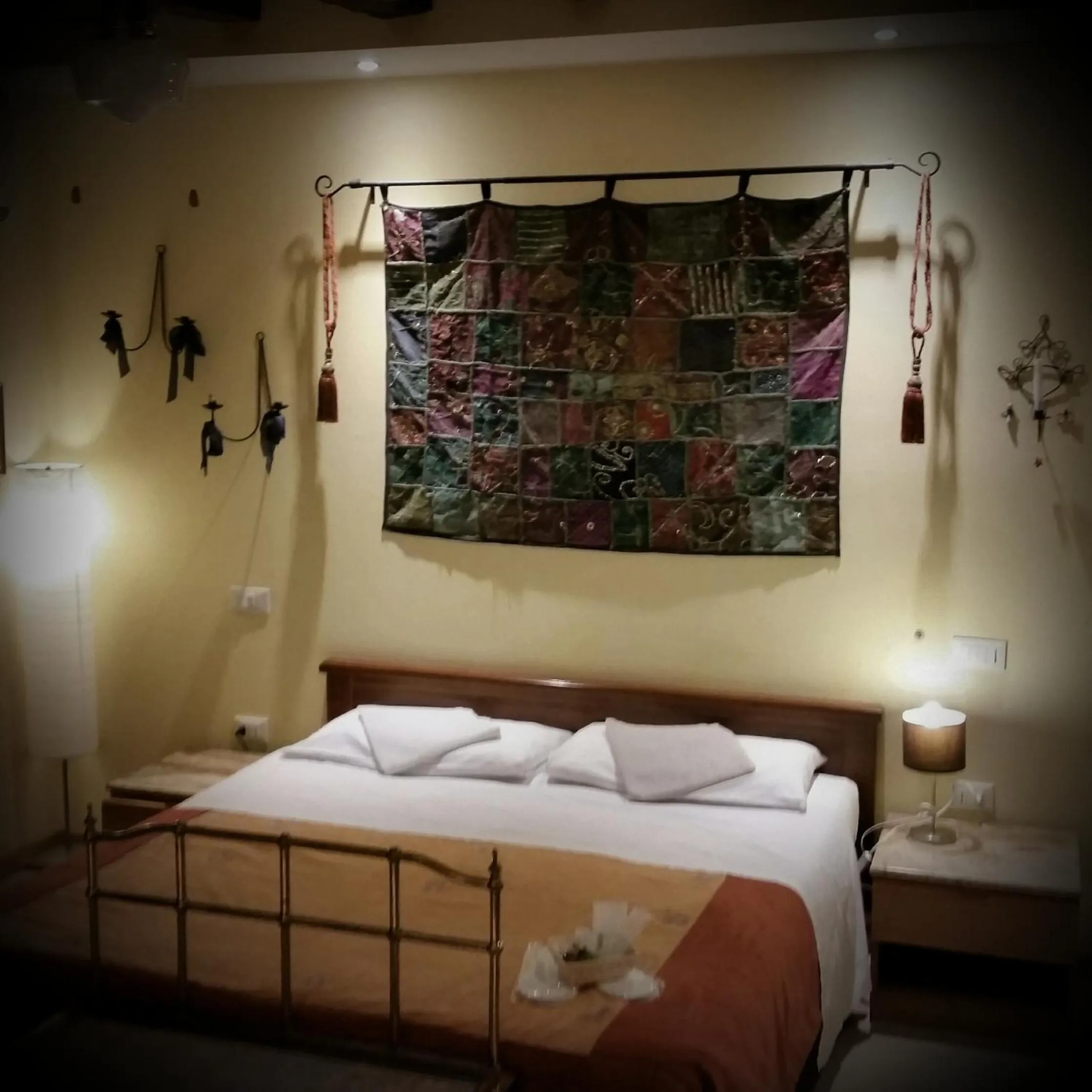 Photo of the whole room, Bed in B&B Venice 1964