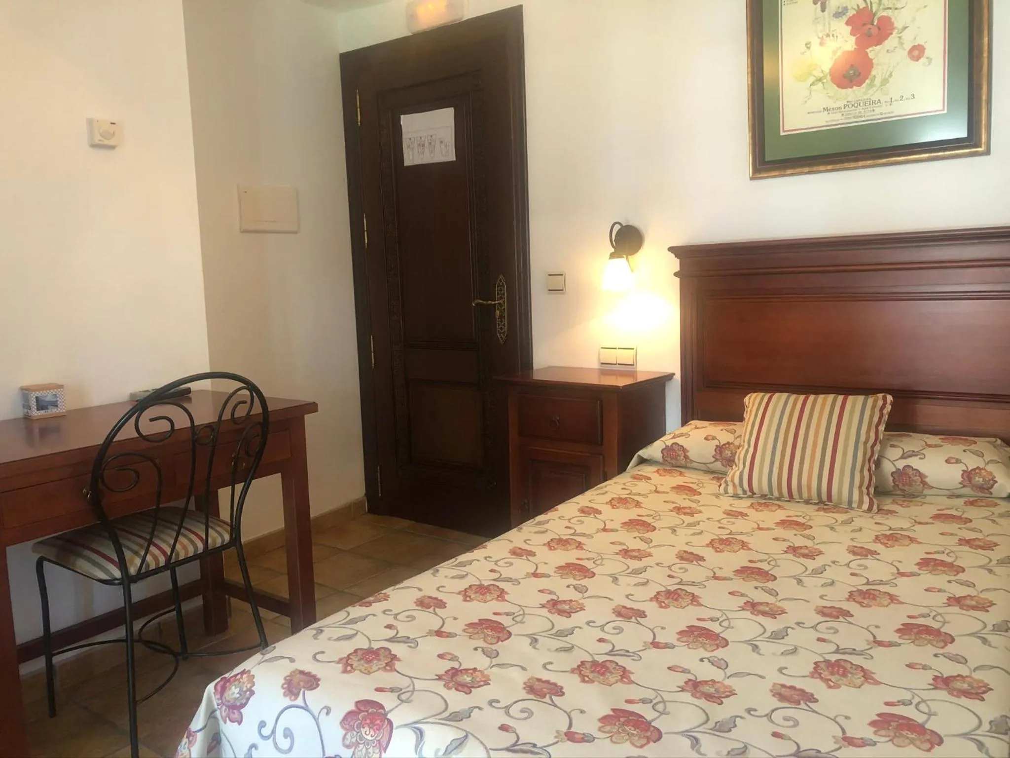 Photo of the whole room, Bed in Hotel Rural Poqueira II