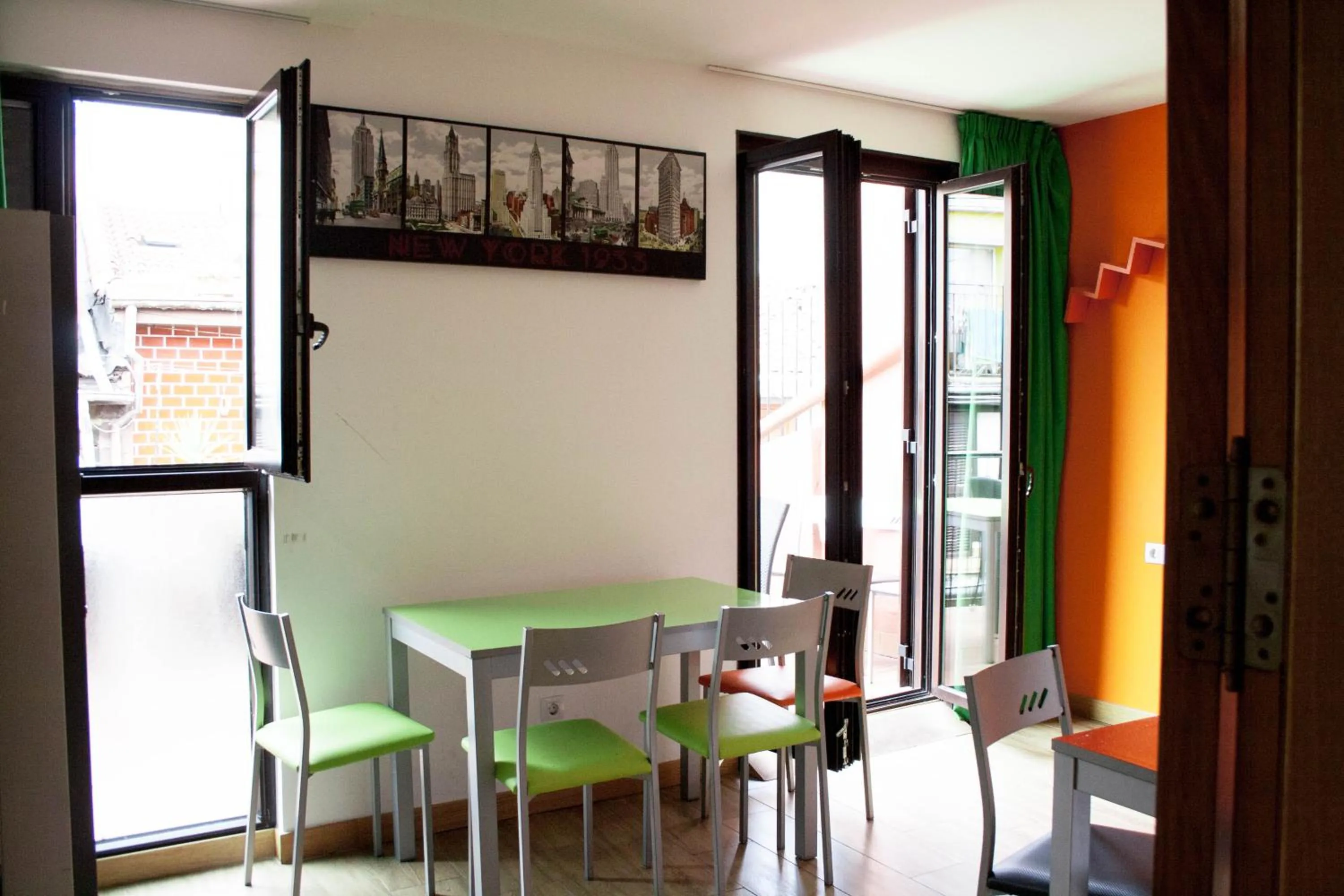 Lounge or bar in Pensión San Fermín