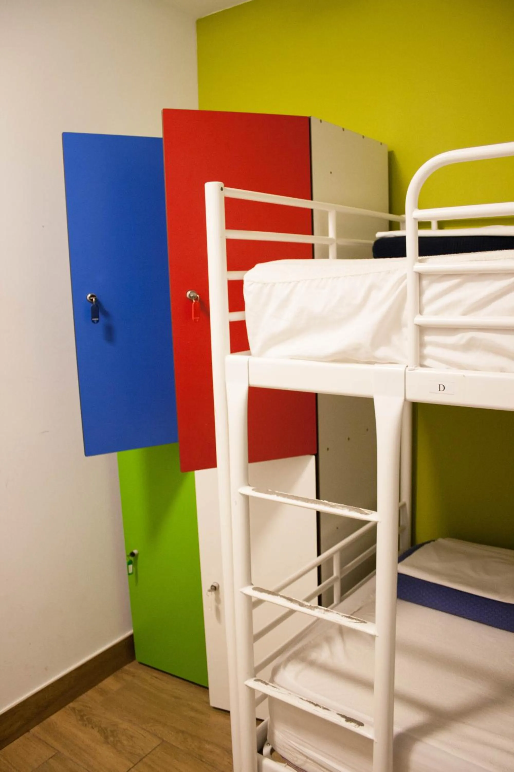 Decorative detail in Pensión San Fermín