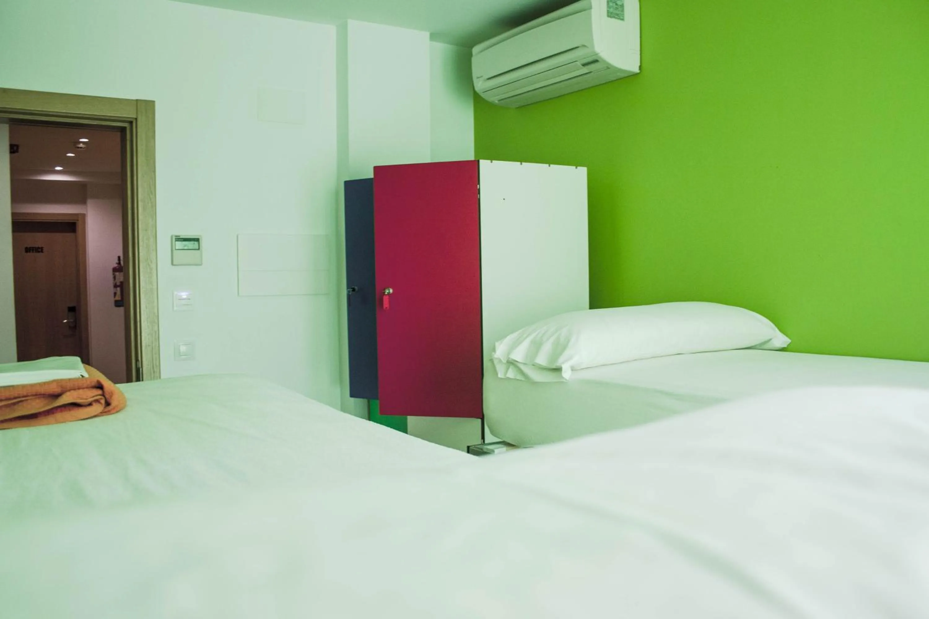 Decorative detail in Pensión San Fermín