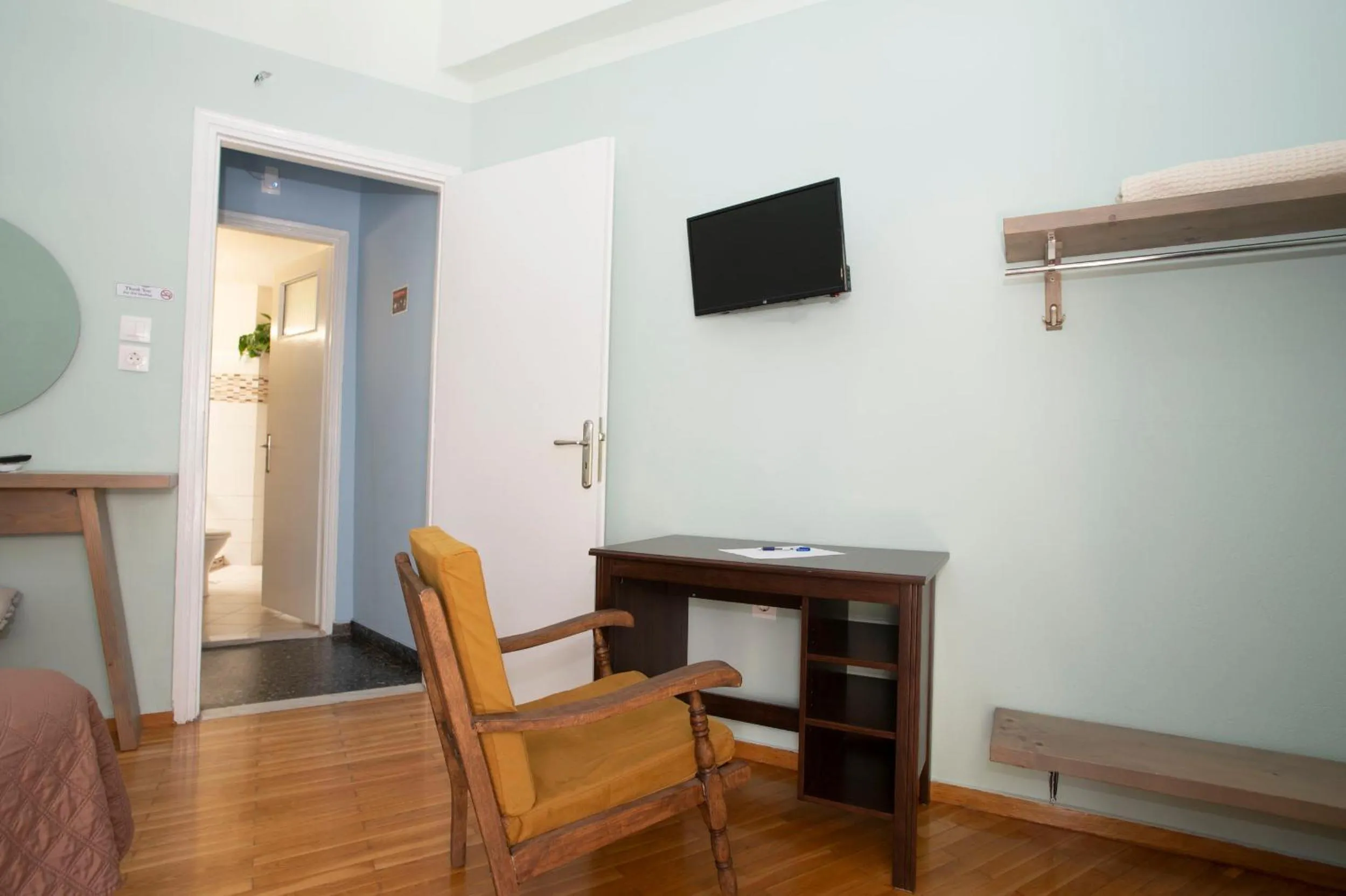 TV and multimedia in Kalamata Art Rooms