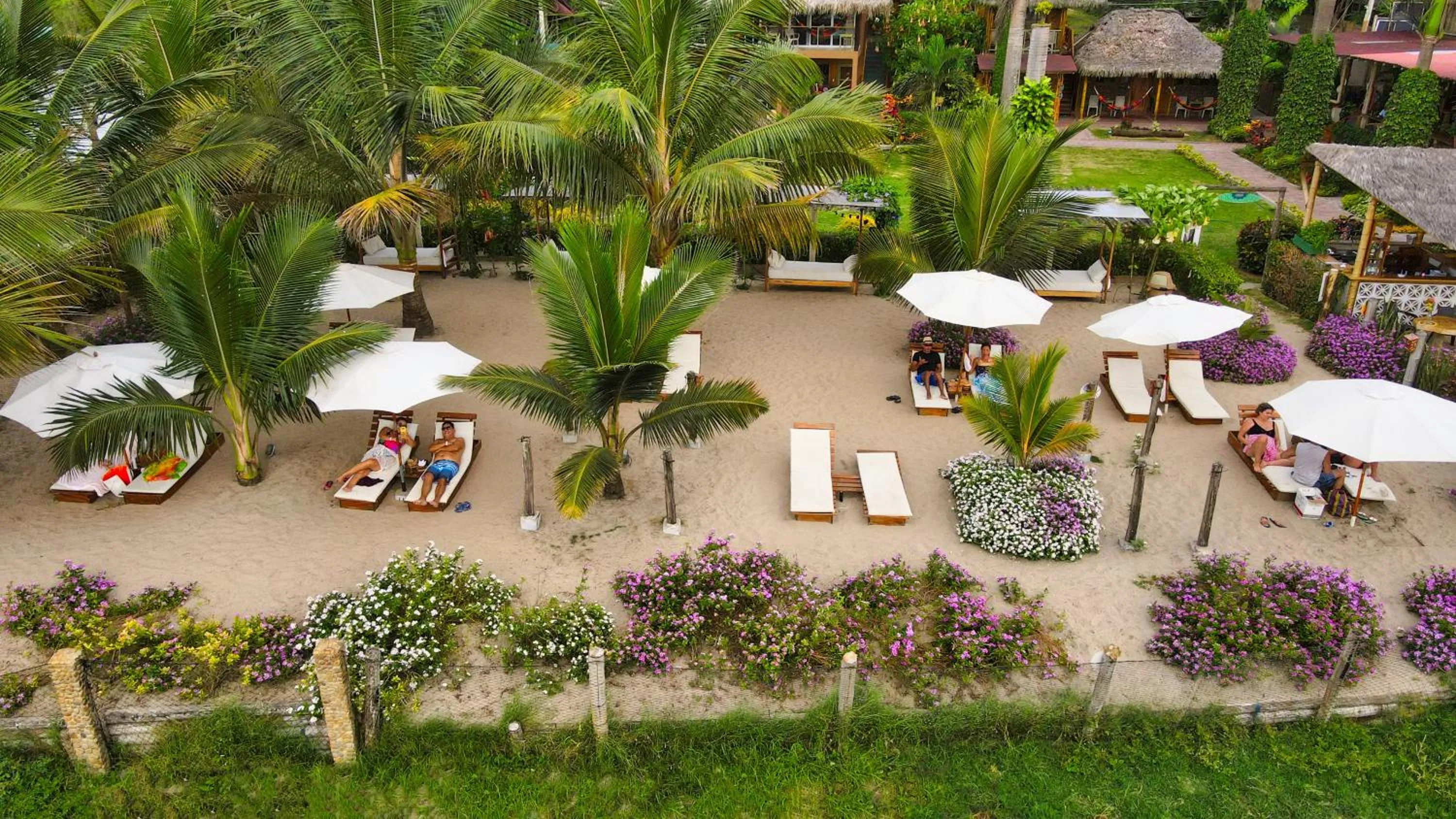 Beach in Hotel Kundalini