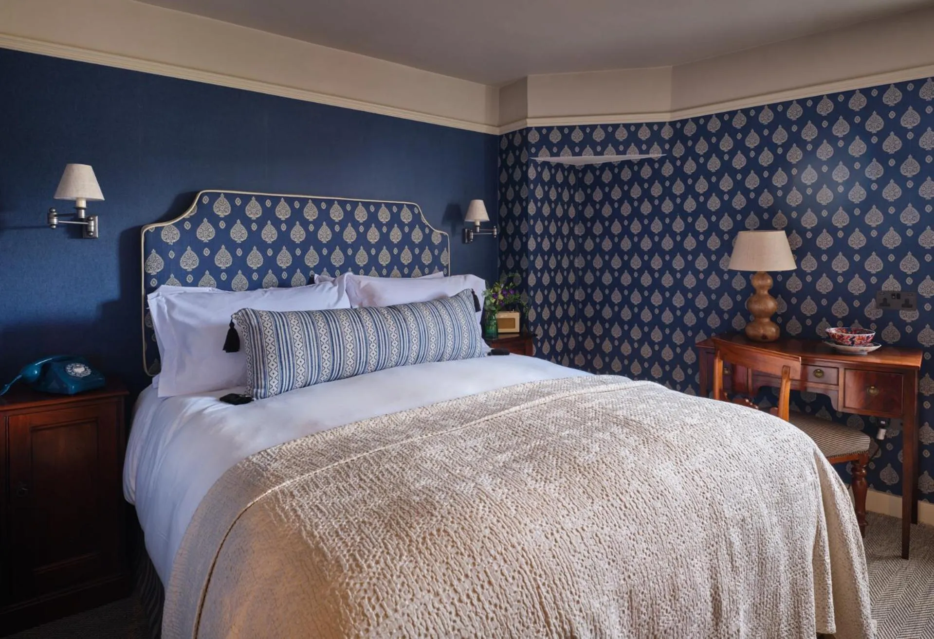 Bed in Stanwell House