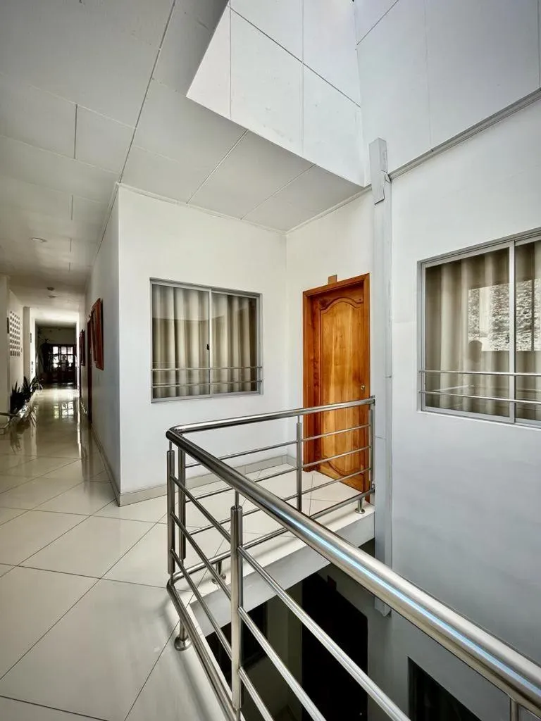 Property building, Bed in Fitzcarrald Hotel