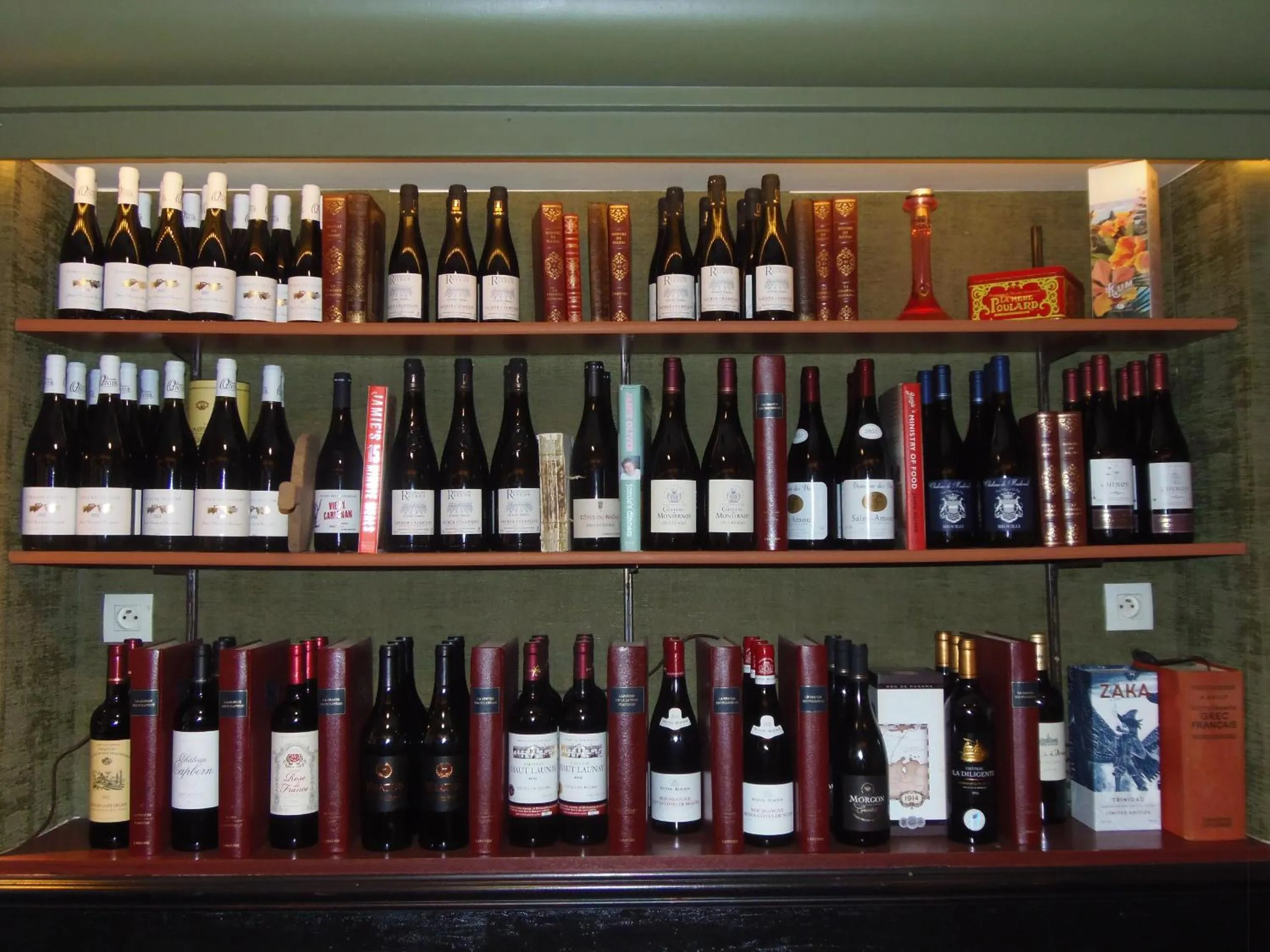 Restaurant/places to eat in Hotel Duchesse Anne