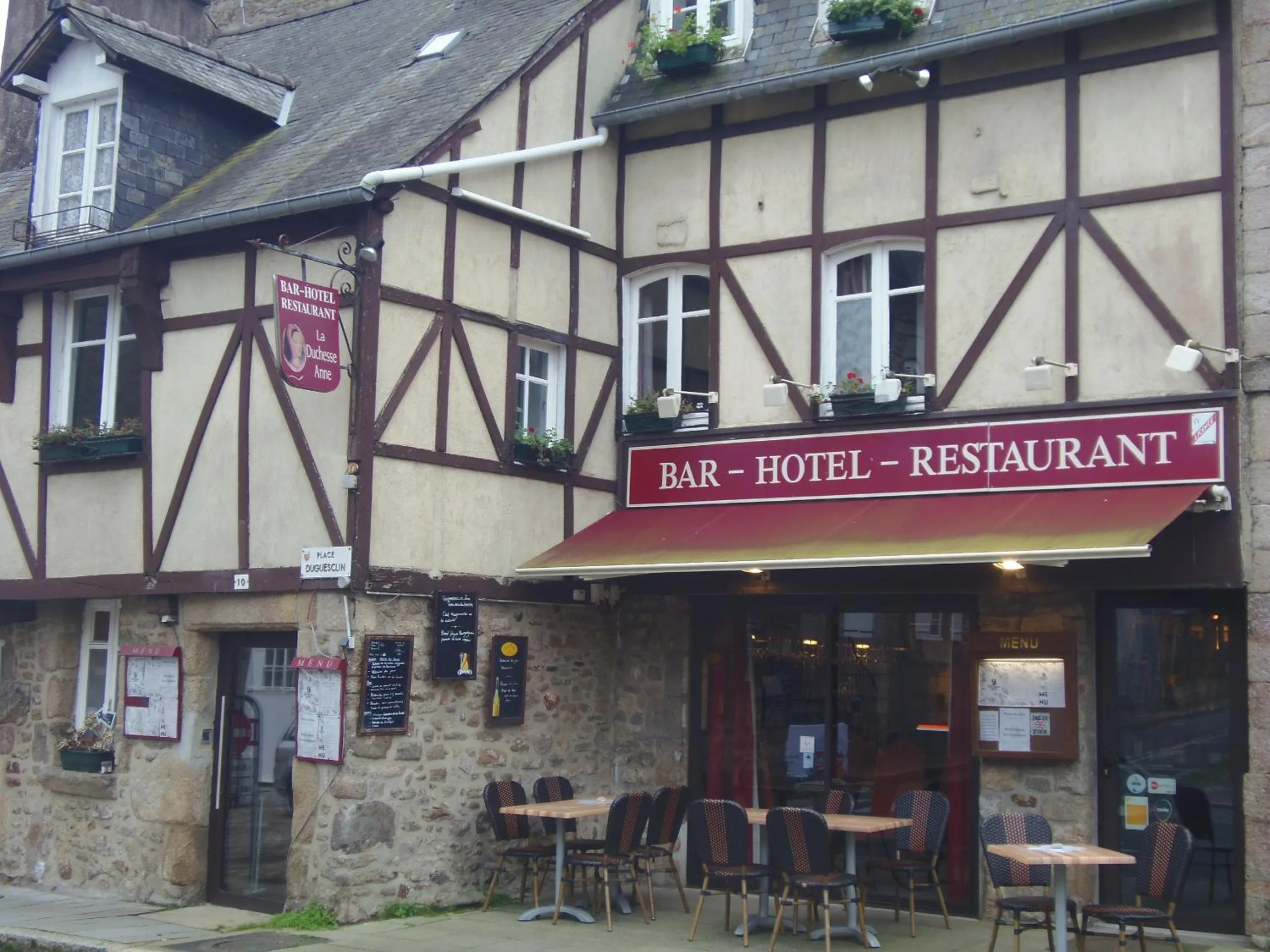 Property building in Hotel Duchesse Anne