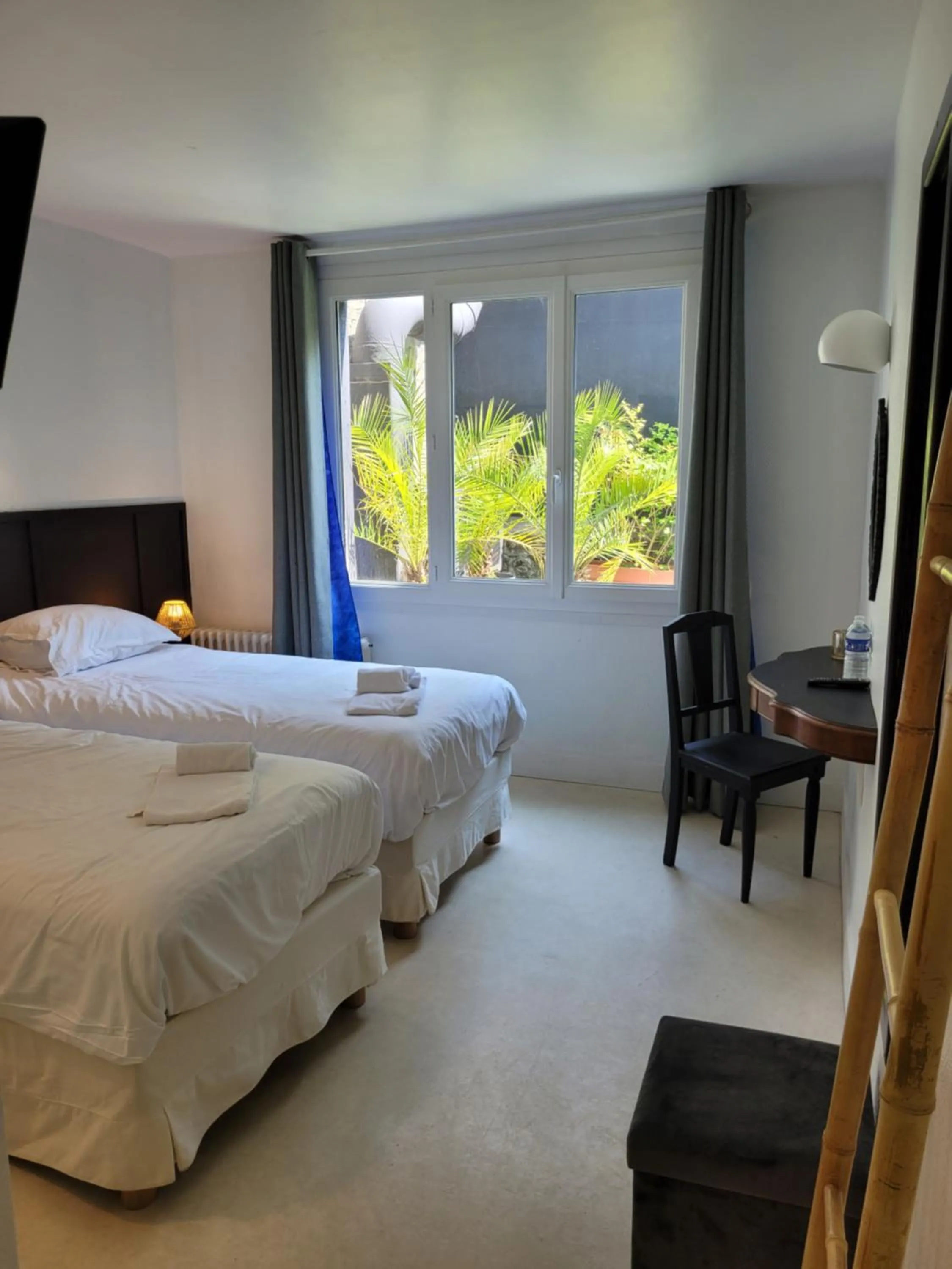 Bed in Hotel Duchesse Anne