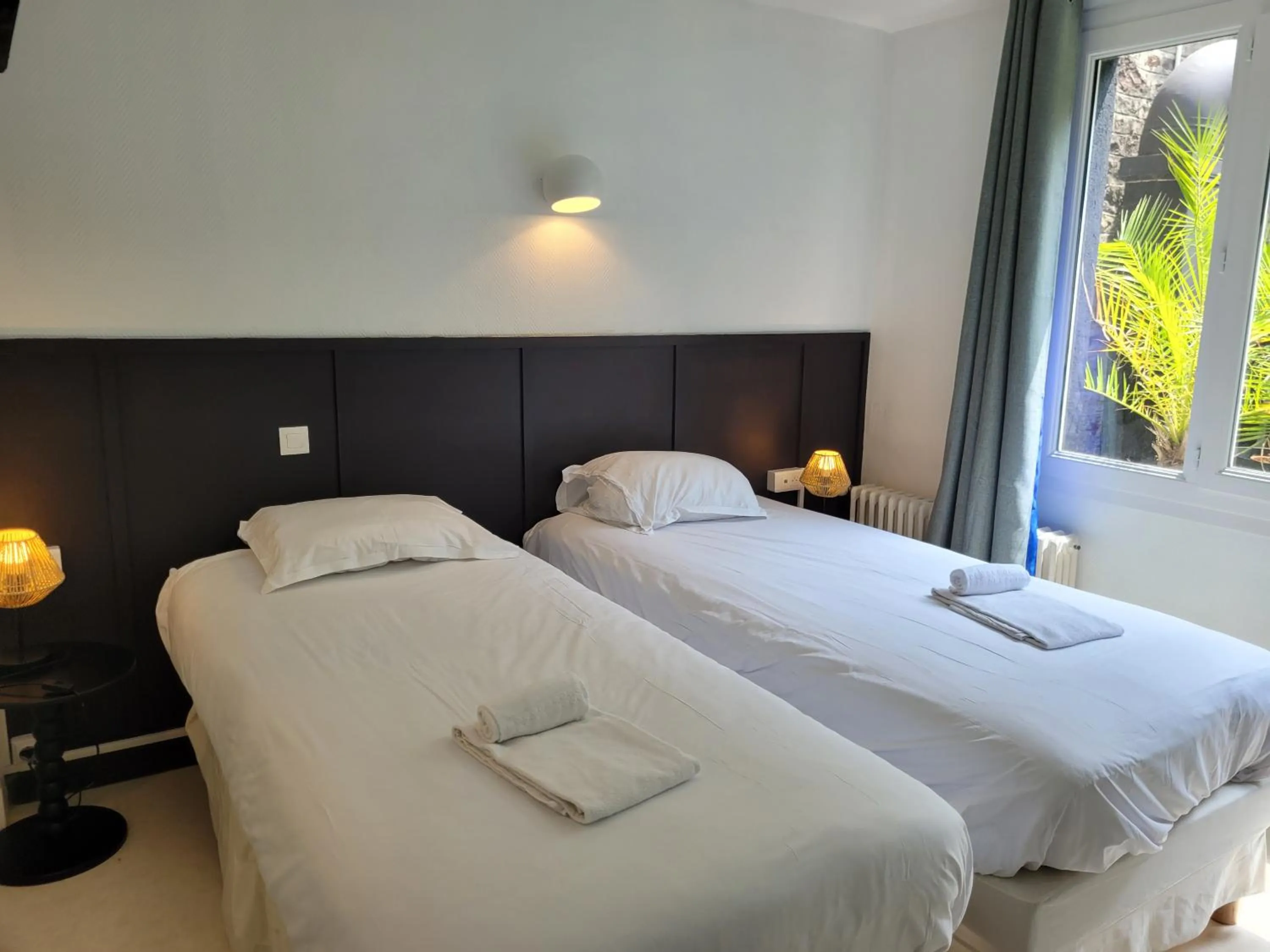 Bed in Hotel Duchesse Anne