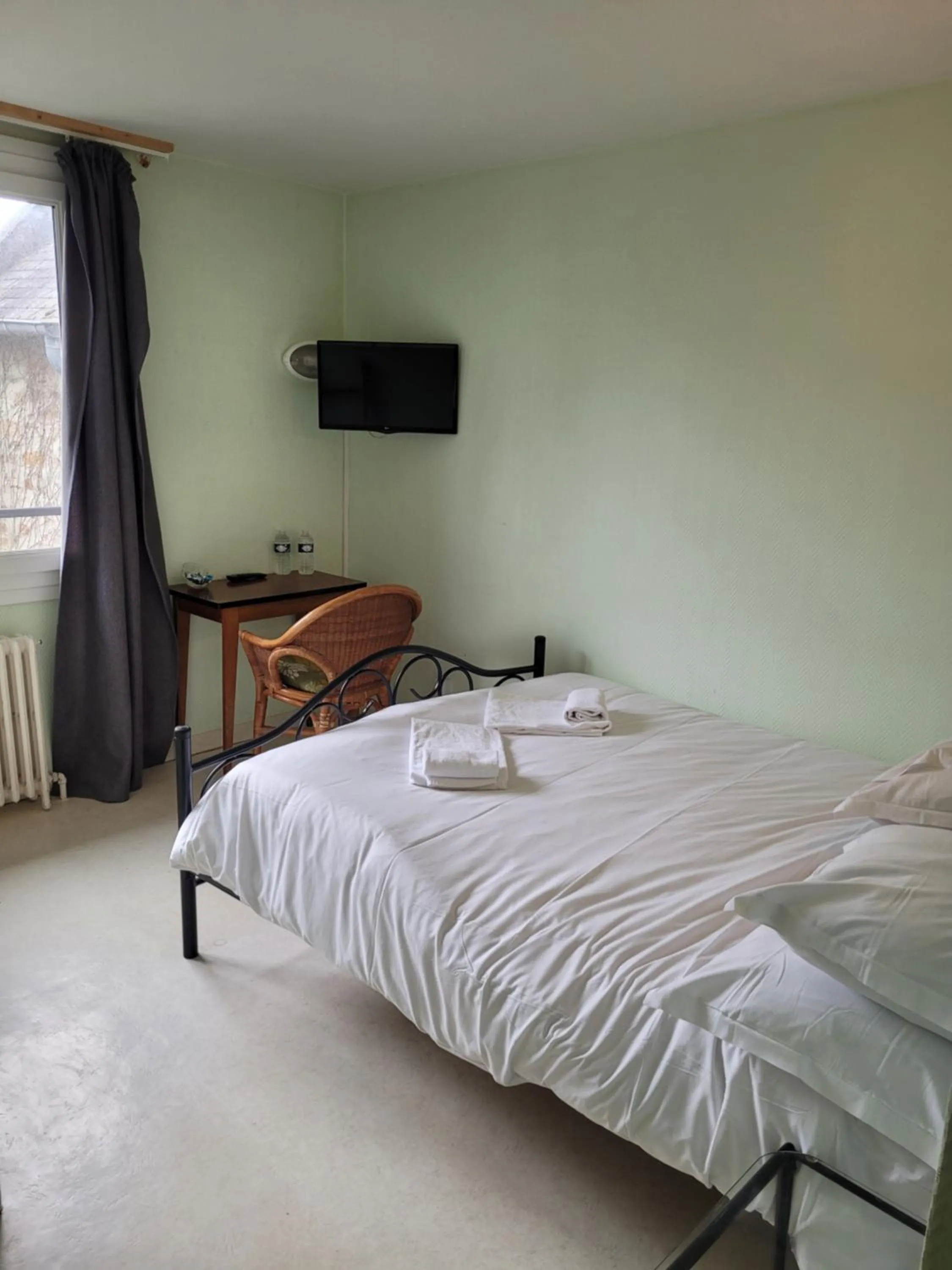 Bed in Hotel Duchesse Anne