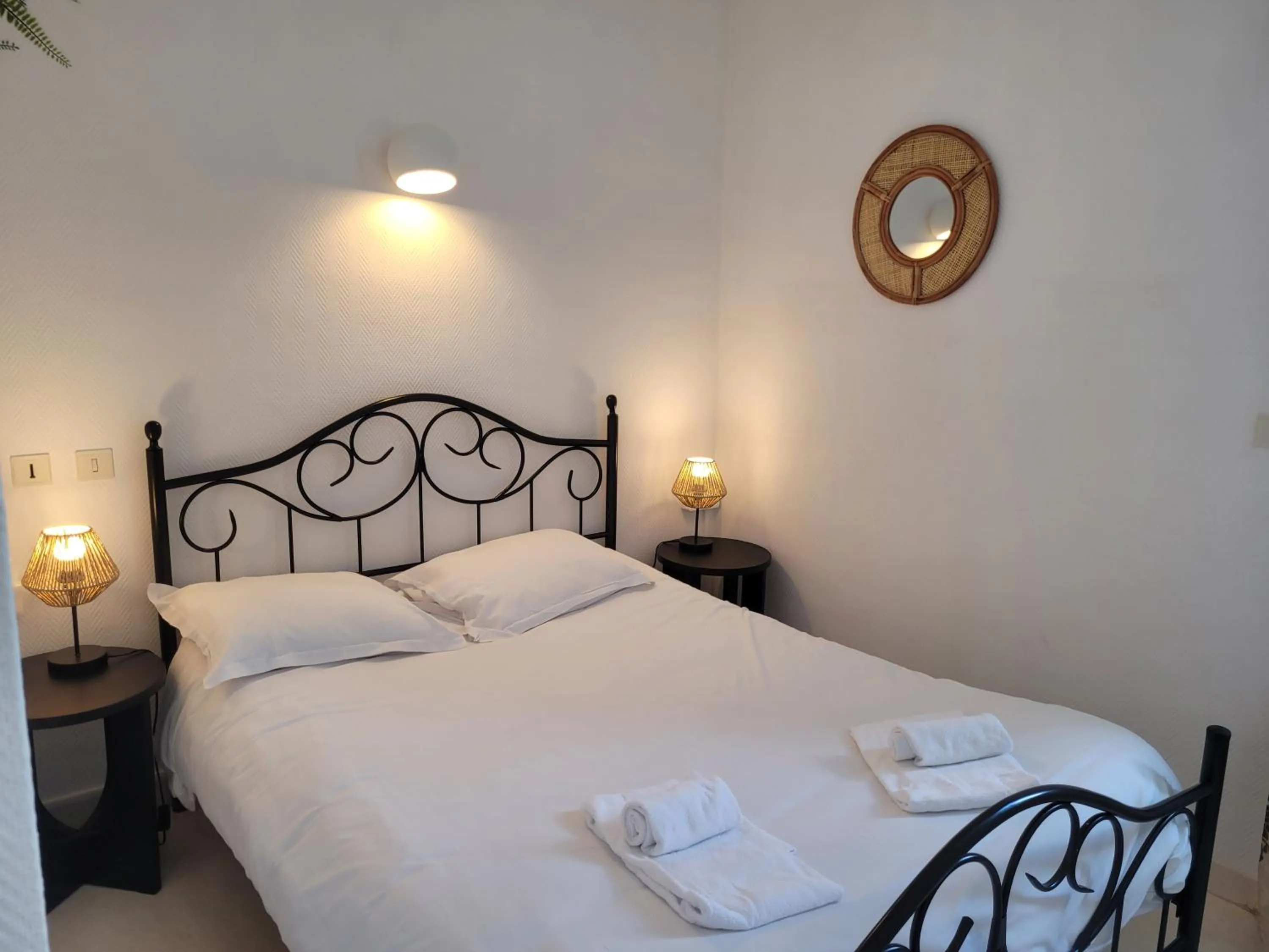 Bed in Hotel Duchesse Anne