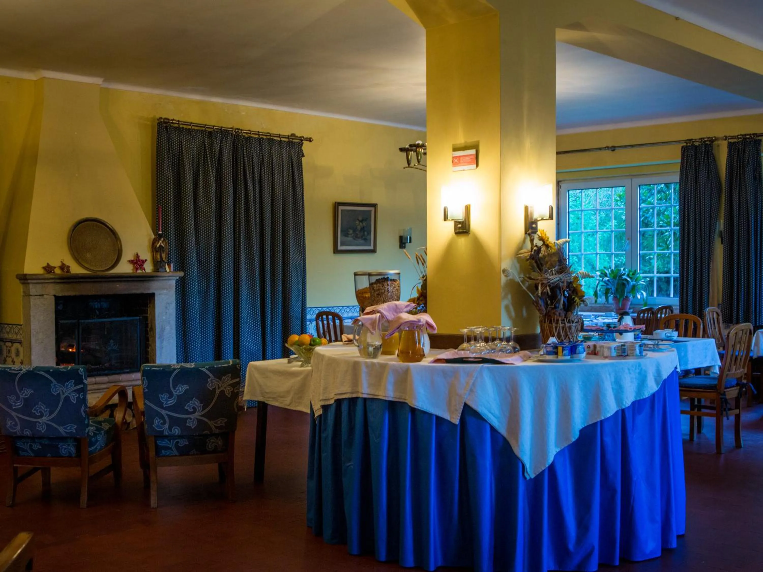 Lounge or bar in Hotel Sintra Jardim