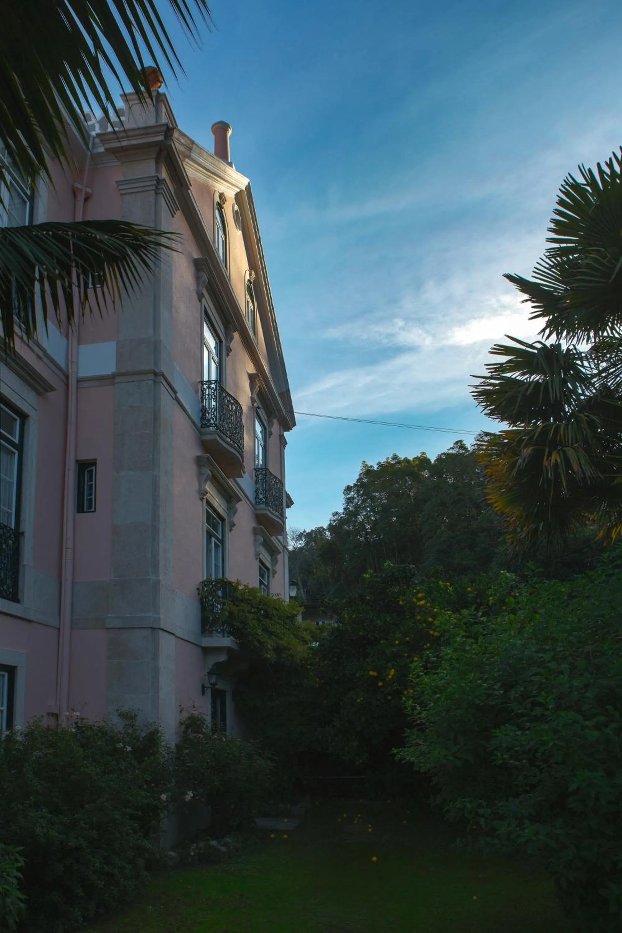 Facade/entrance in Hotel Sintra Jardim
