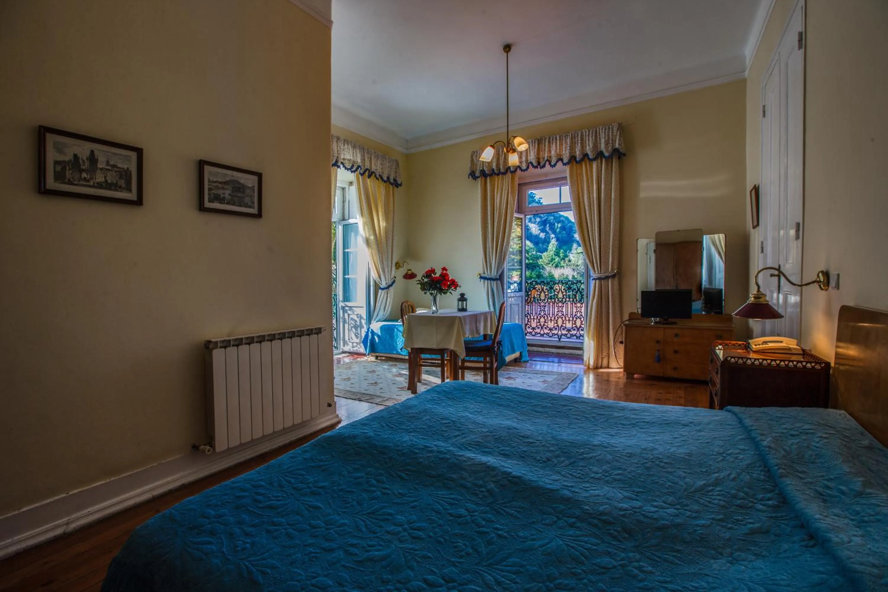 Bed in Hotel Sintra Jardim