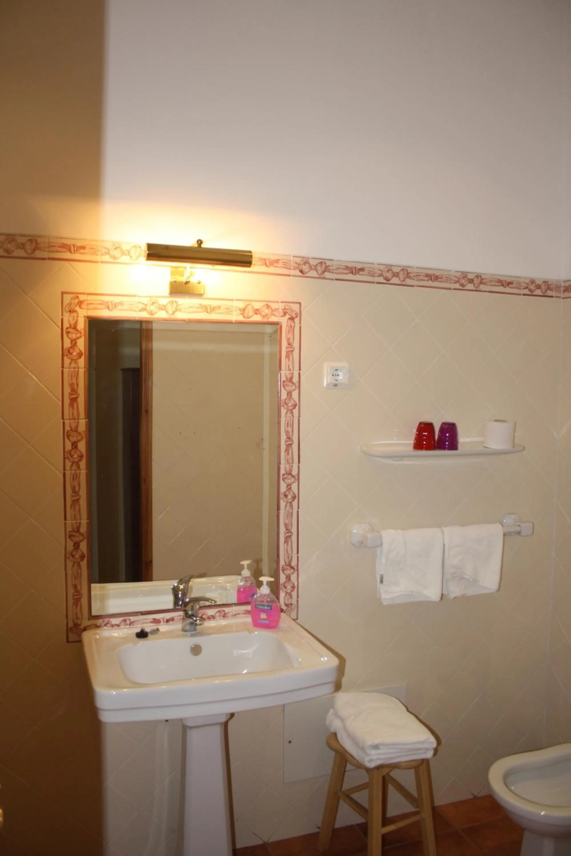 Bathroom in Hotel Sintra Jardim