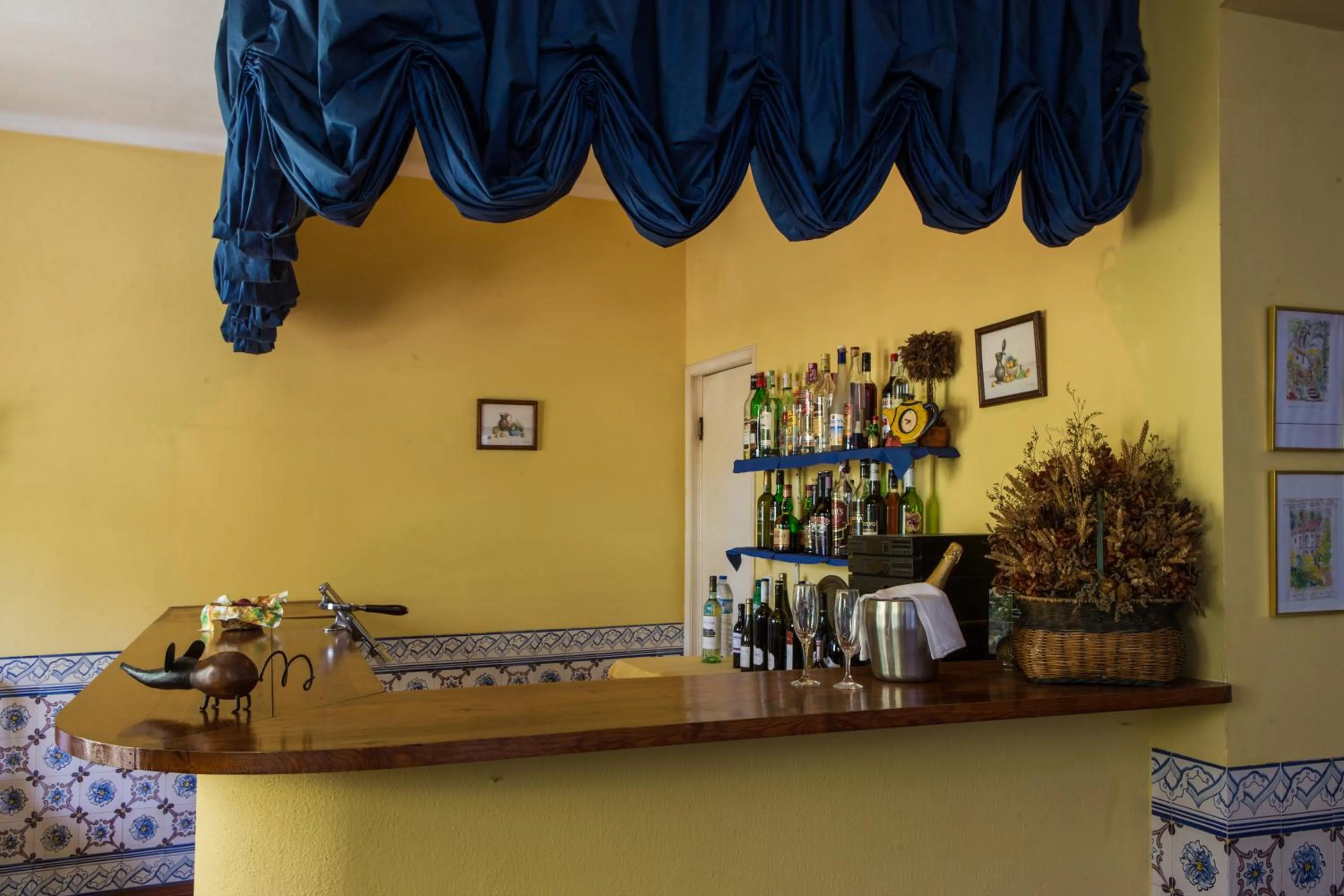 Lounge or bar in Hotel Sintra Jardim