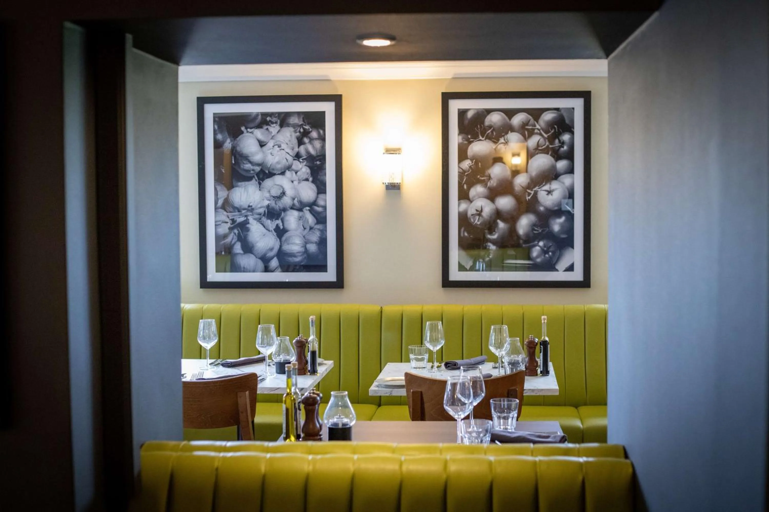 Restaurant/places to eat in Best Western Gables Hotel