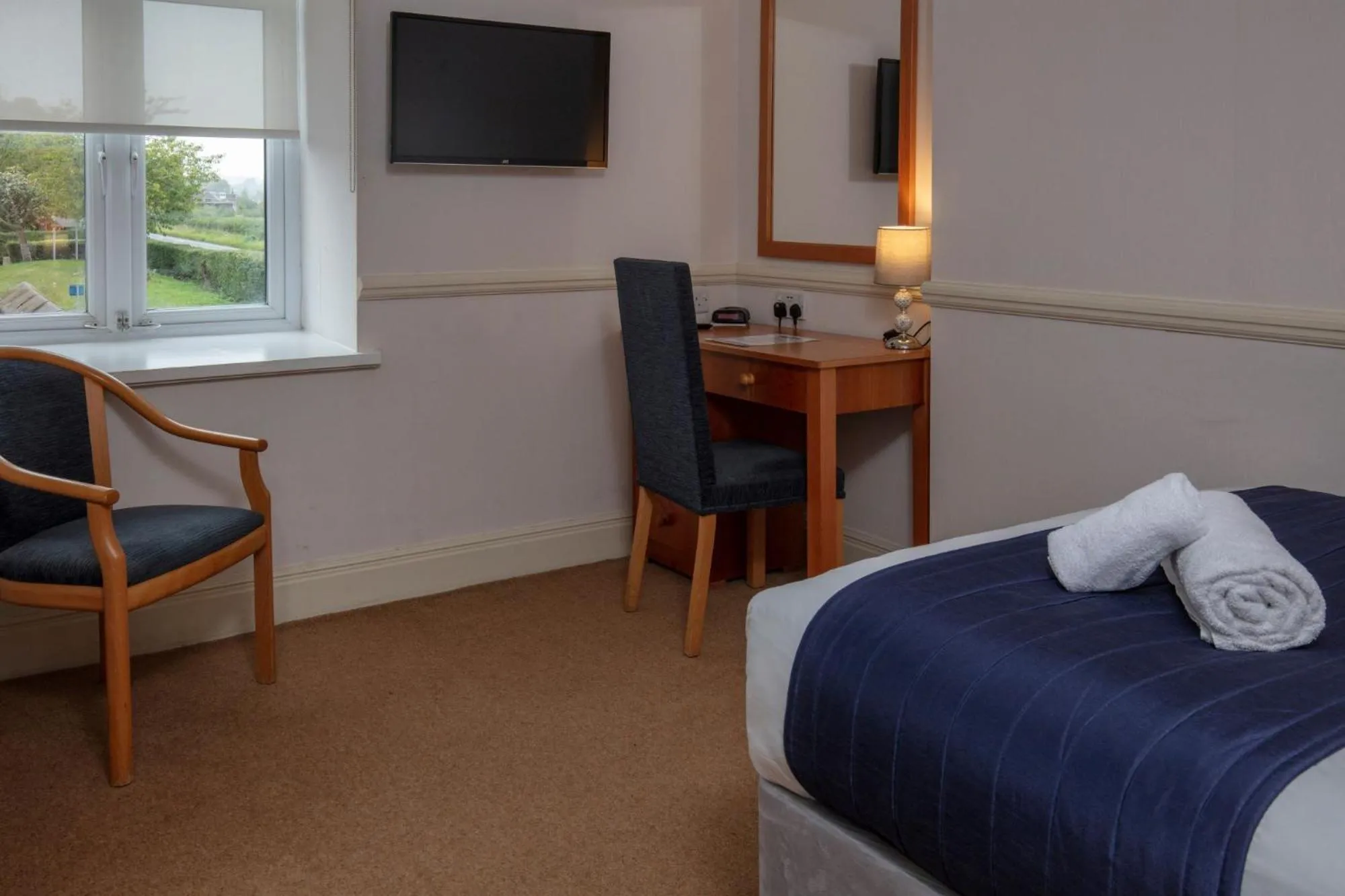 Bedroom, Bed in Best Western Gables Hotel