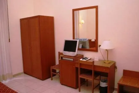 Photo of the whole room in Hotel Adria