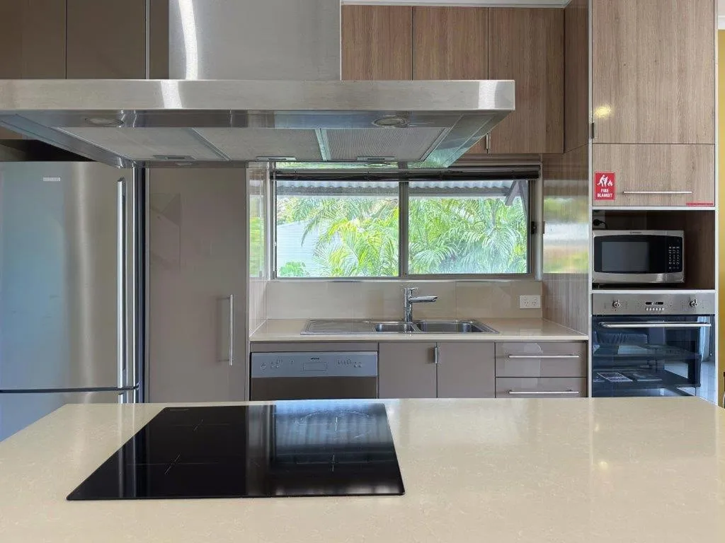 Kitchen or kitchenette in Elsey on Parap