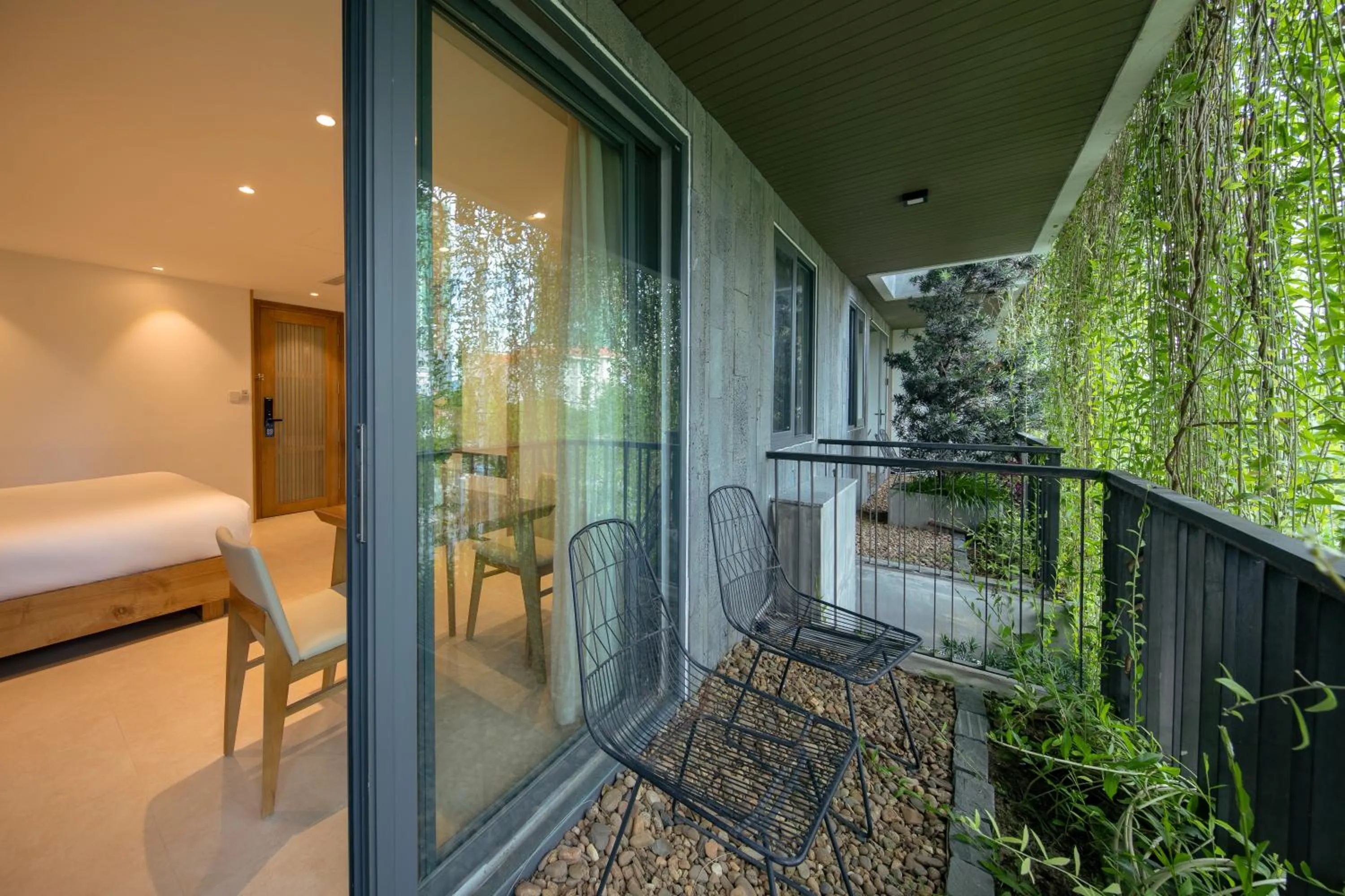 Balcony/Terrace, Bed in Ponte Boutique Da Nang