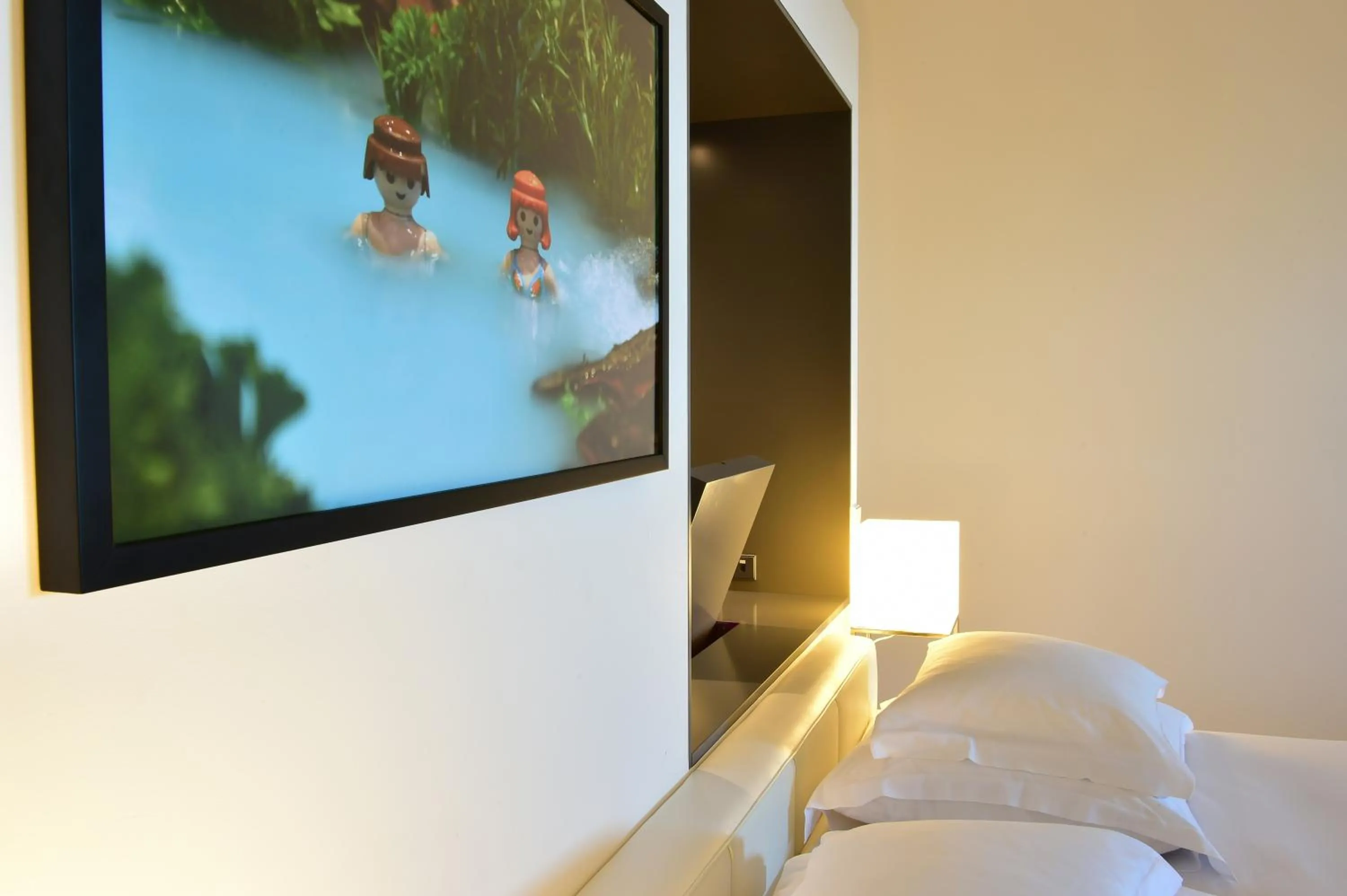 Decorative detail, Bed in Pestana Cidadela Cascais - Pousada & Art District