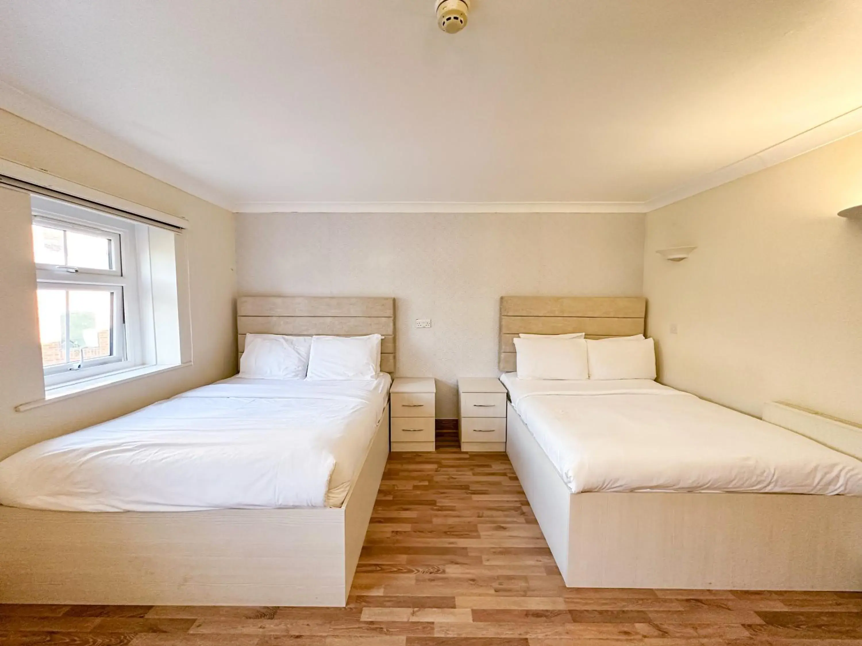 Standard Family Room in Baylis House Hotel Standard Family Room in Baylis House Hotel