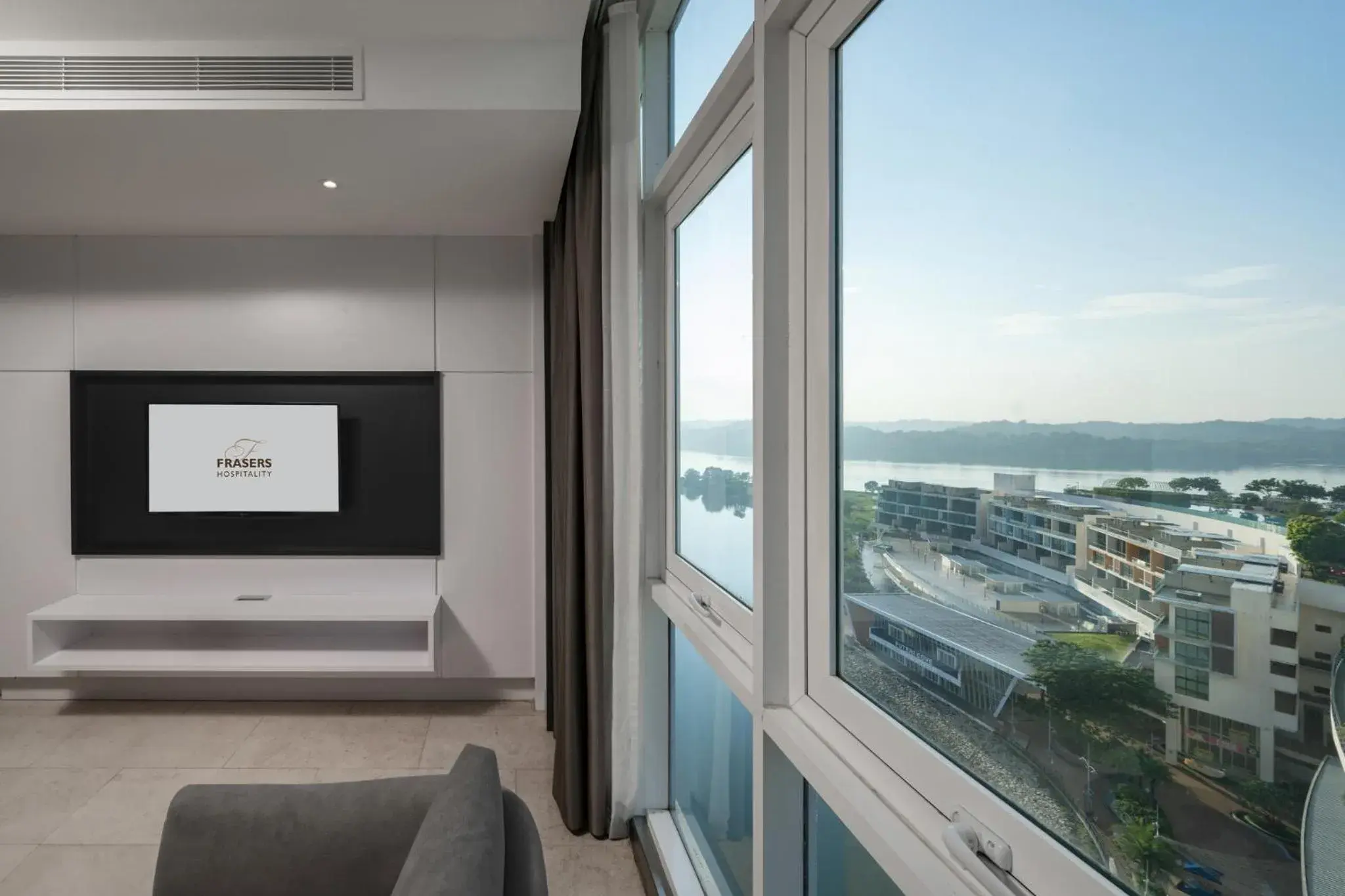 One-Bedroom Apartment in Fraser Place Puteri Harbour One-Bedroom Apartment in Fraser Place Puteri Harbour