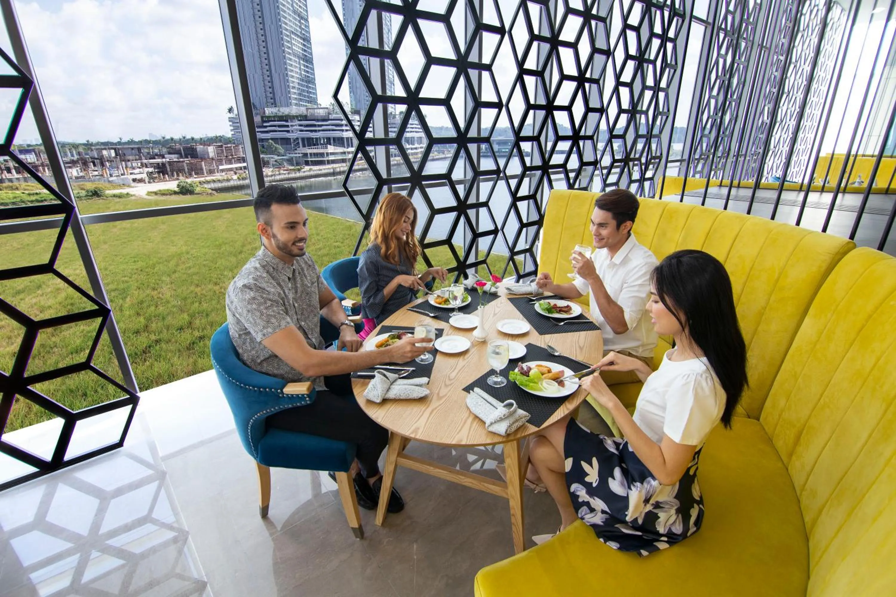 Breakfast in Fraser Place Puteri Harbour