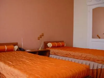 Bed in Astoria Hotel