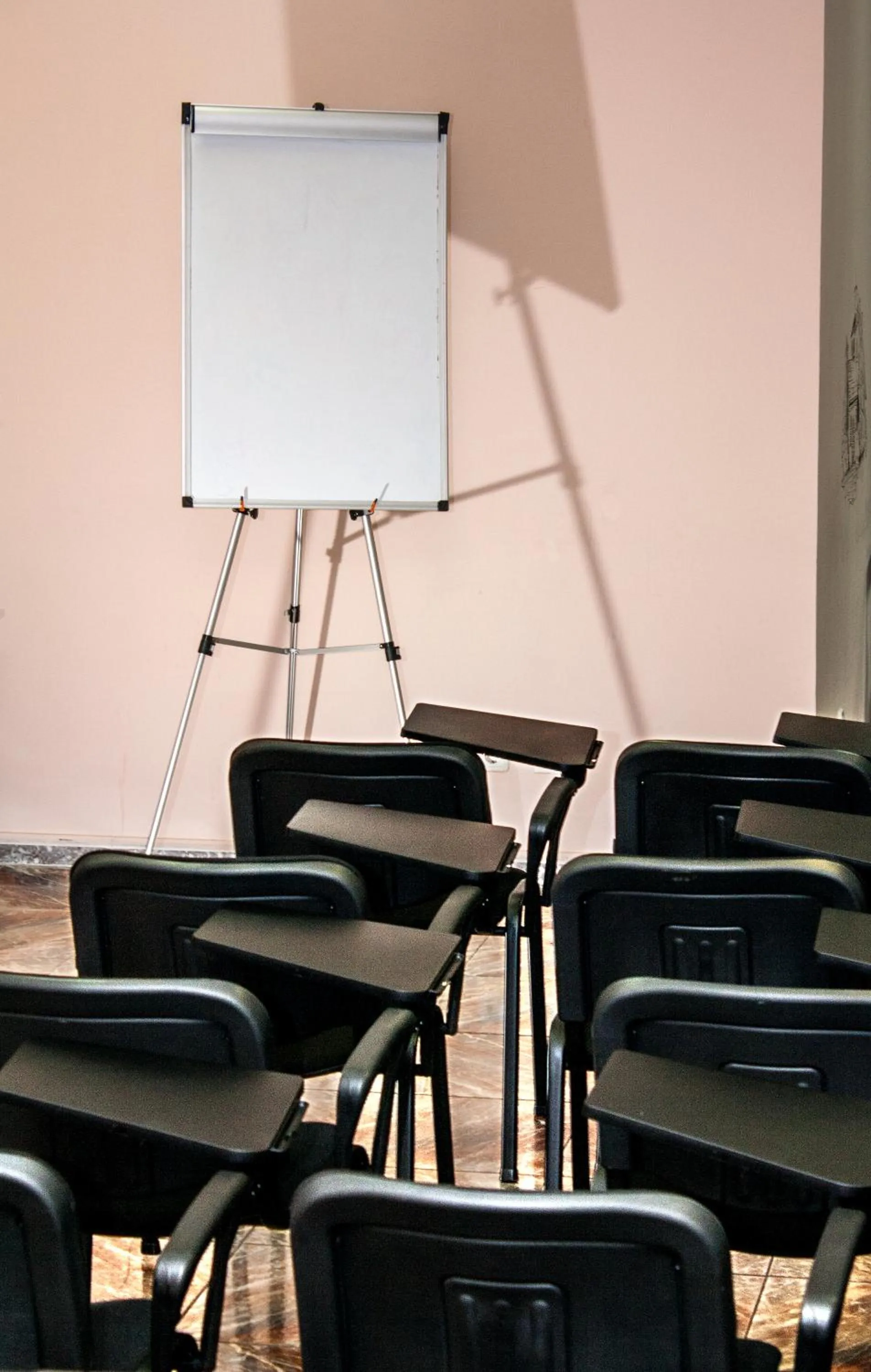 Business facilities in Astoria Hotel