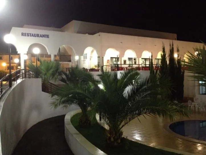 Facade/entrance in Rialgarve