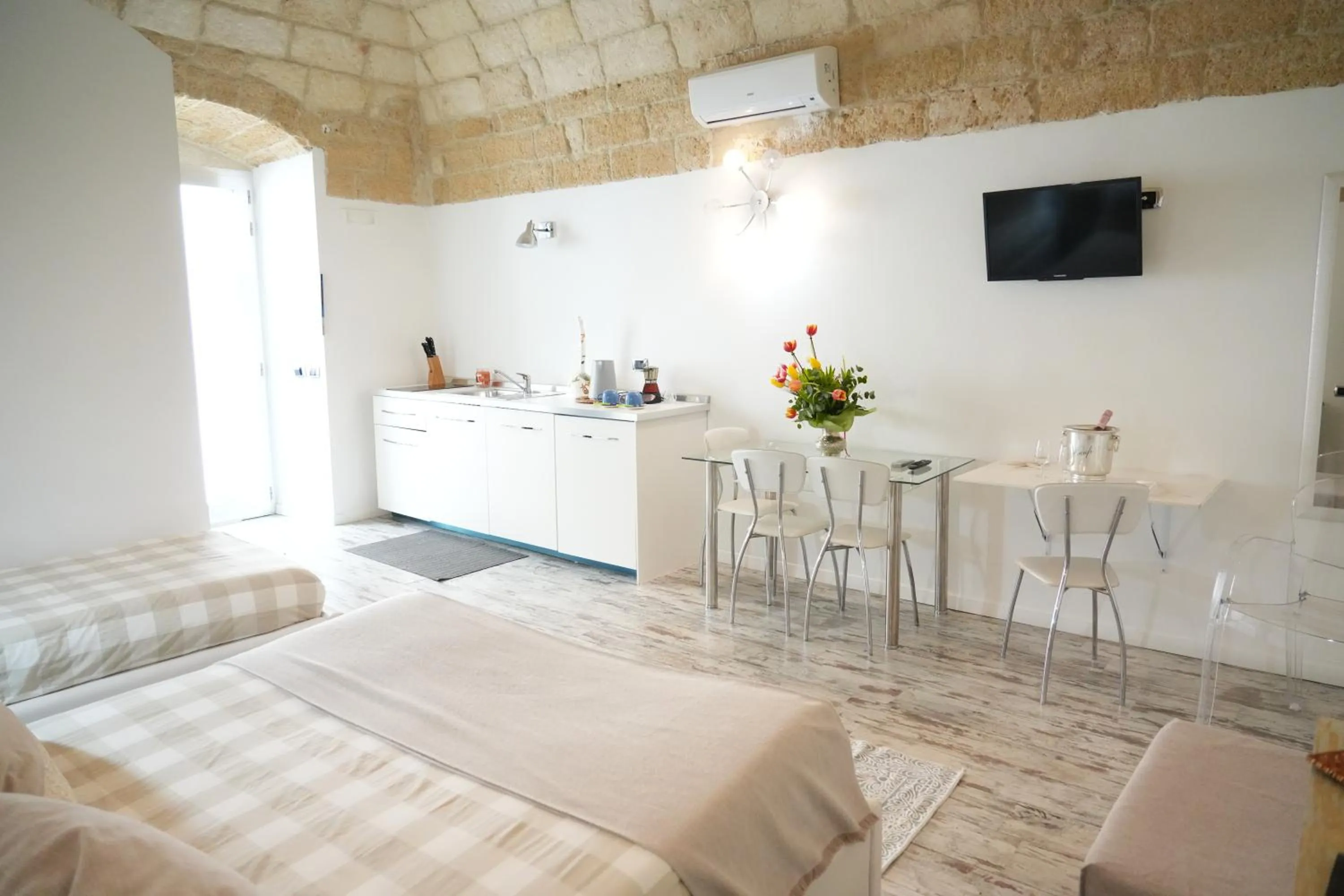 Bed in Bed & Breakfast Al Borgo