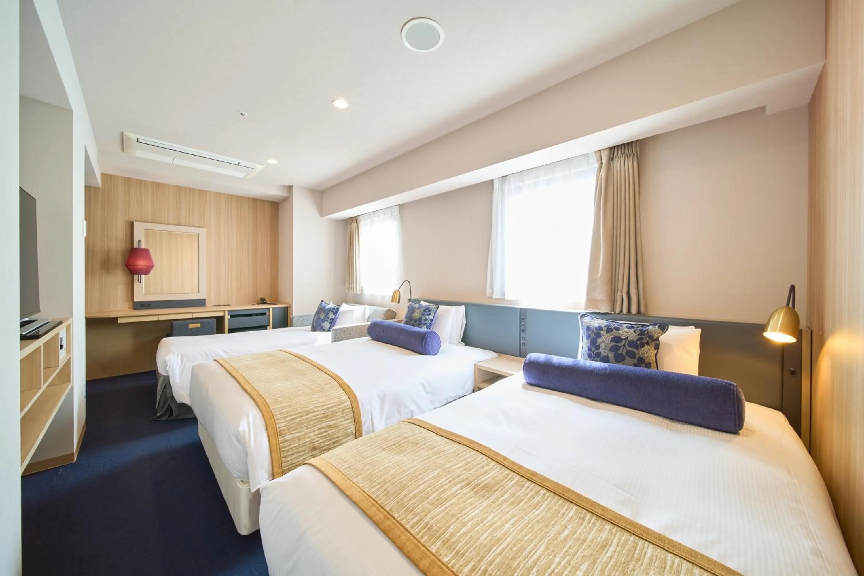 Bed in Meitetsu Inn Nagoya Kanayama Annex