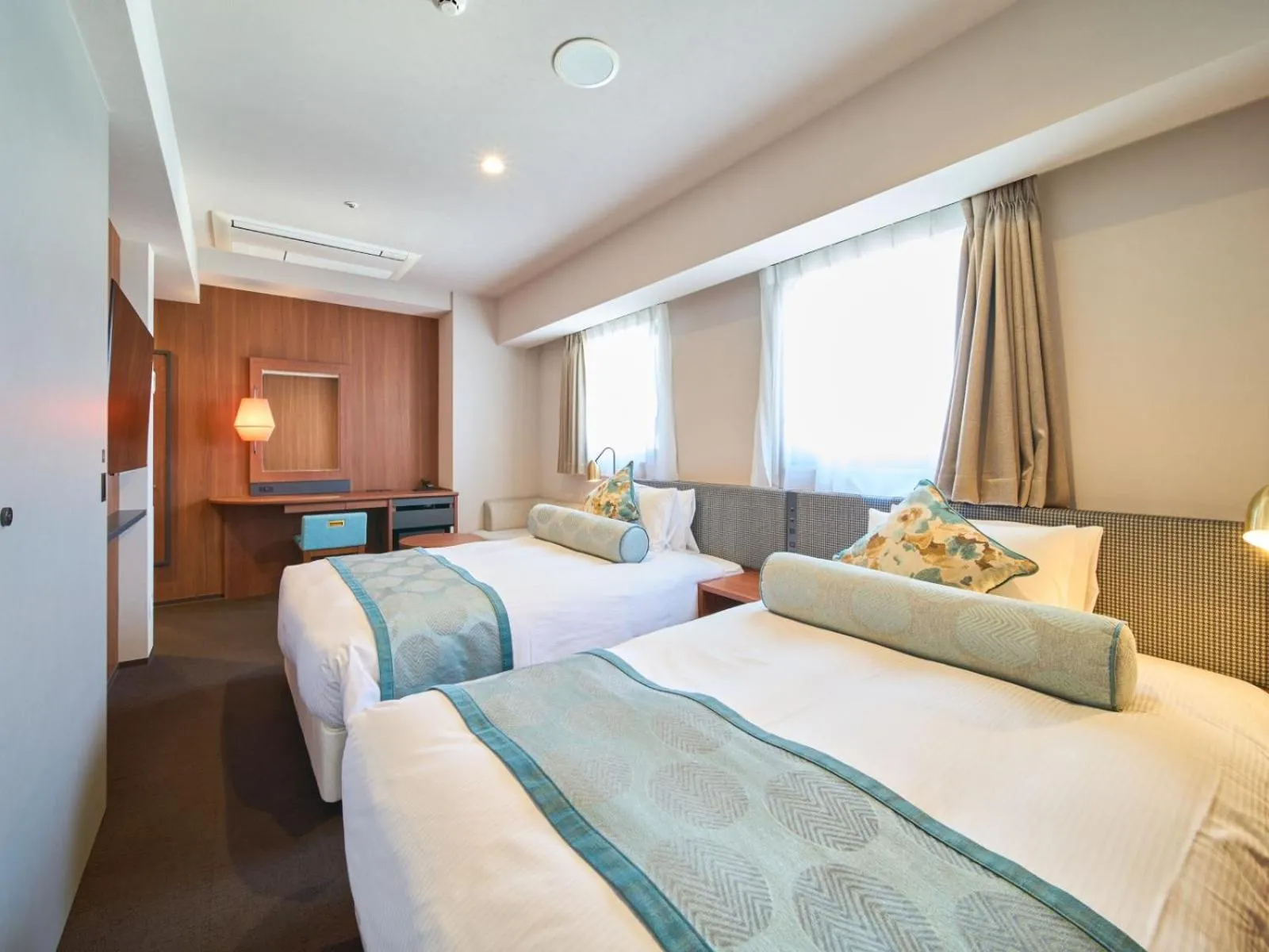 Photo of the whole room, Bed in Meitetsu Inn Nagoya Kanayama Annex