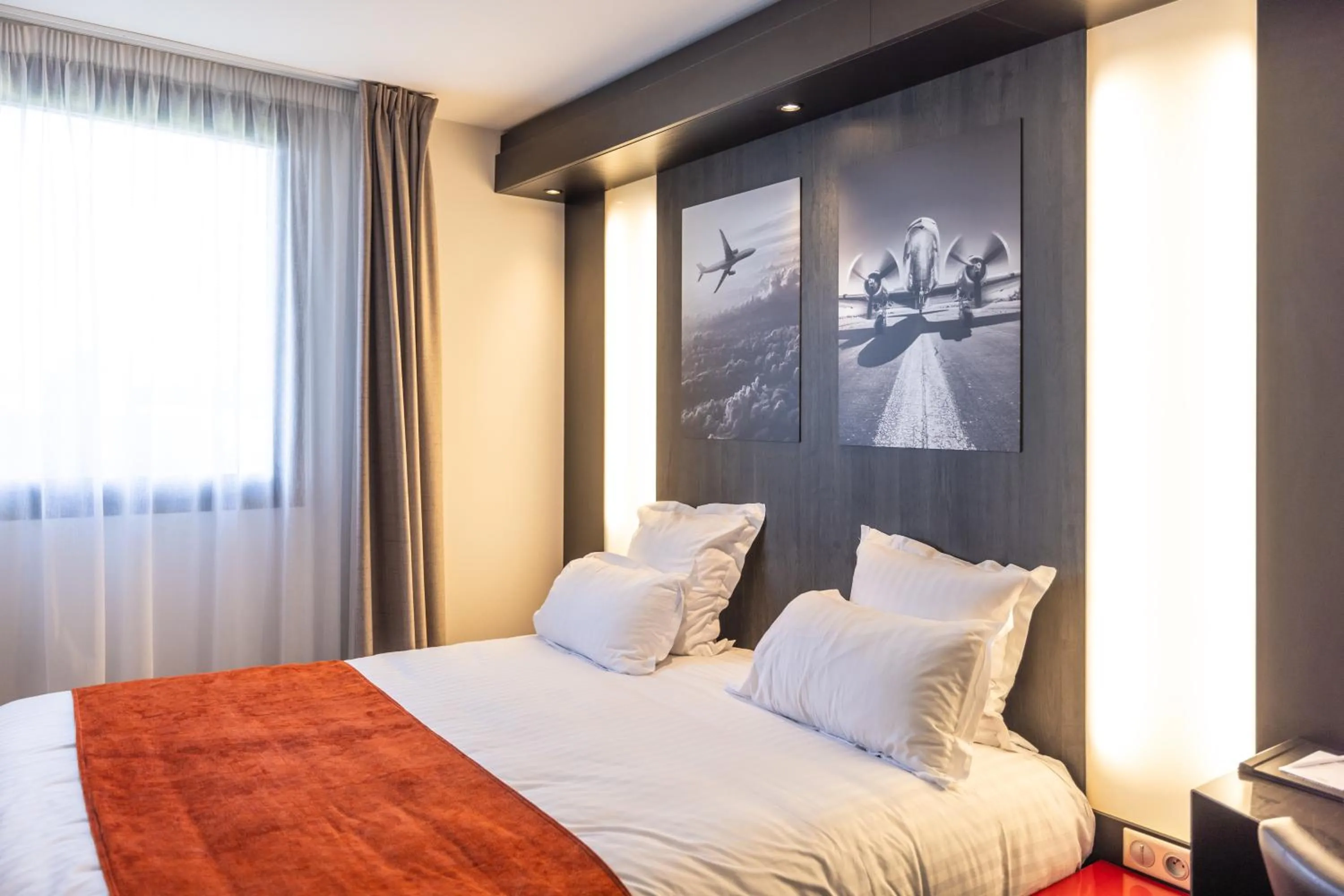 Bed in Best Western Saint Exupéry Eysines - Bordeaux Ouest