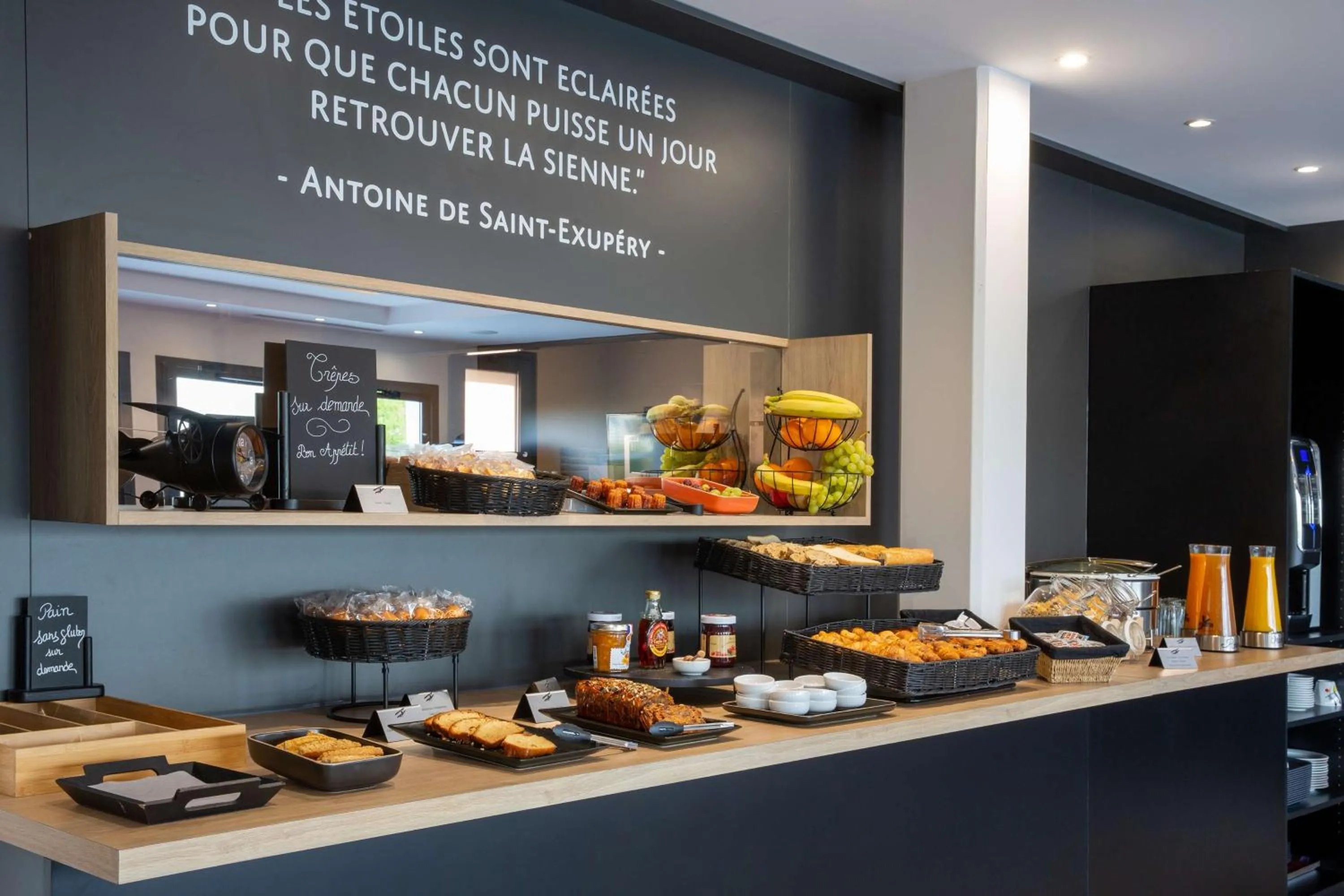 Food and drinks in Best Western Saint Exupéry Eysines - Bordeaux Ouest