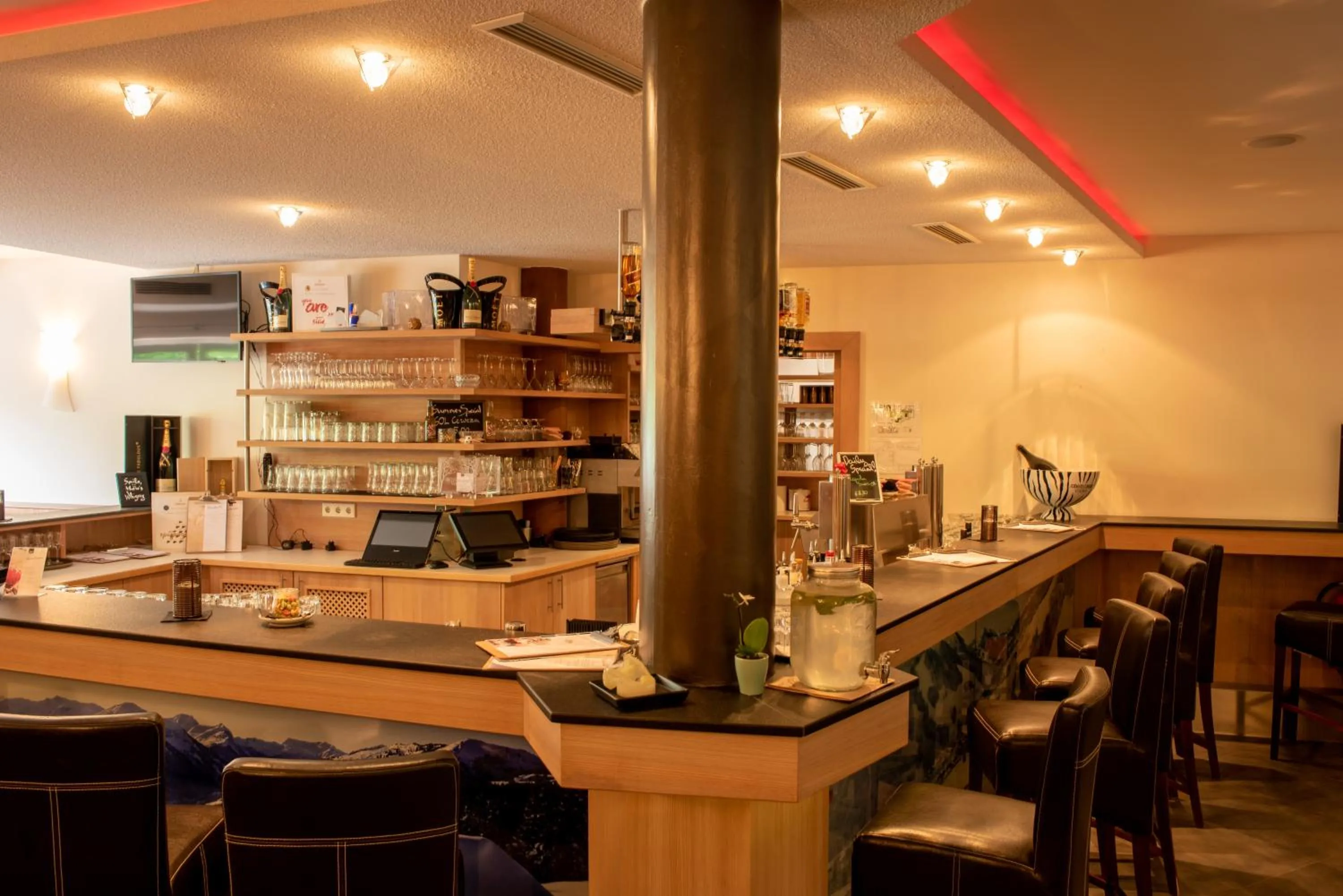 Lounge or bar in Hotel Auwirt Zentrum