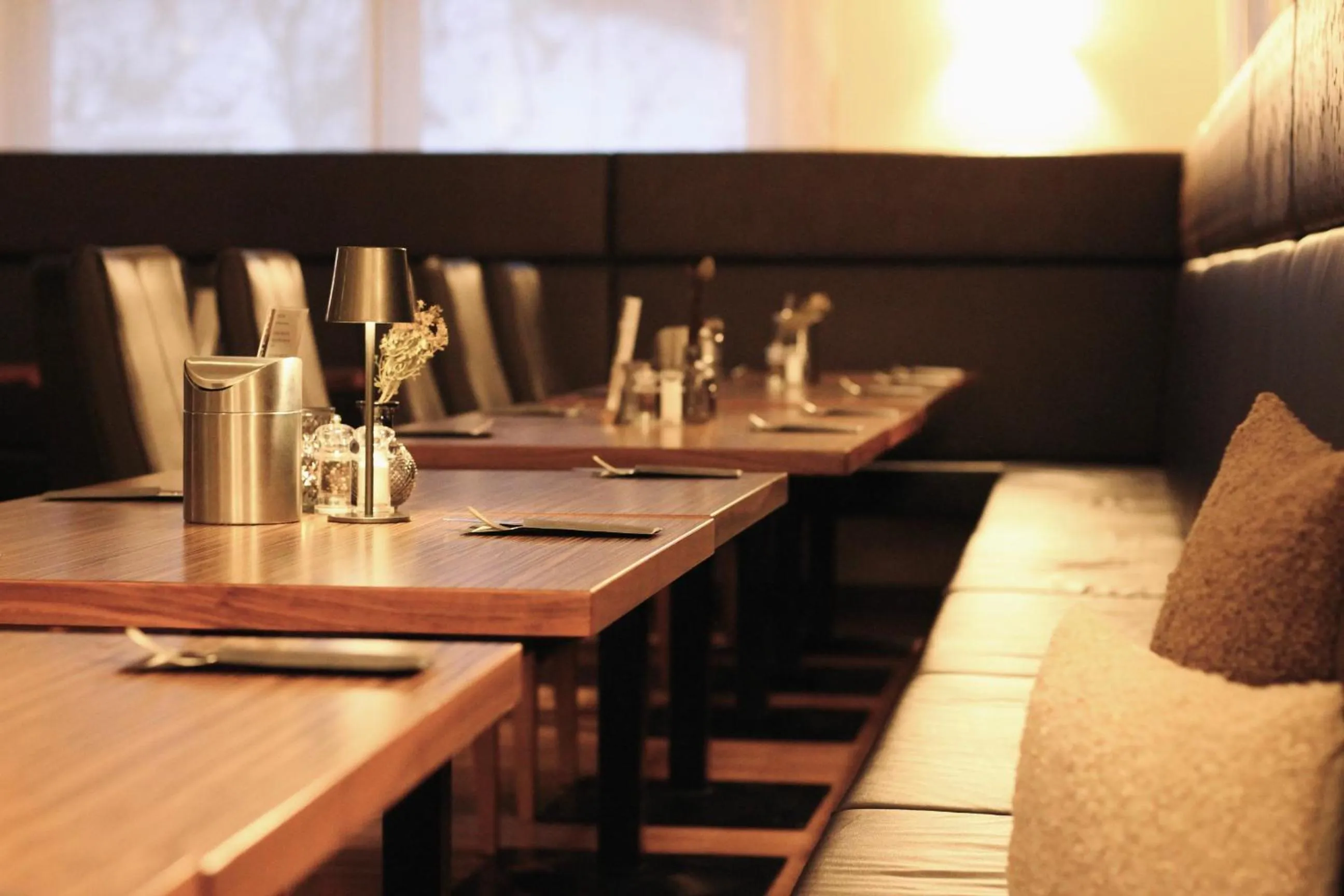 Restaurant/places to eat in Hotel Auwirt Zentrum