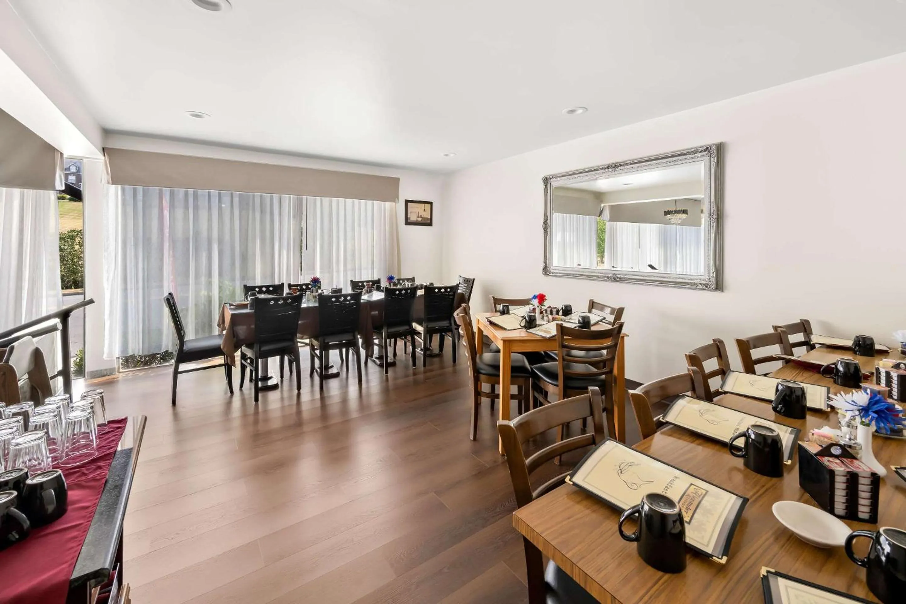 Breakfast in Quality Inn