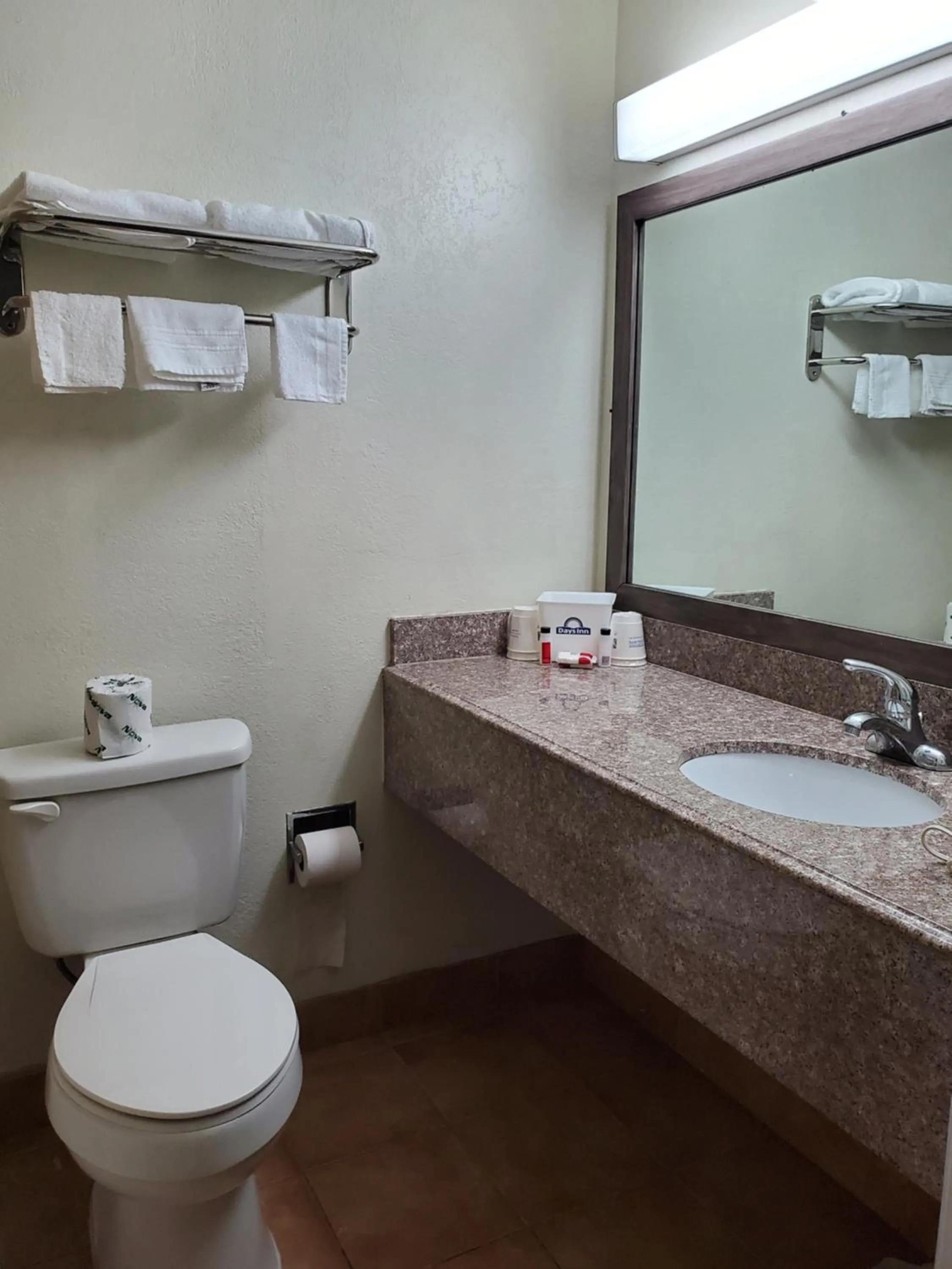 Days Inn by Wyndham Lawton