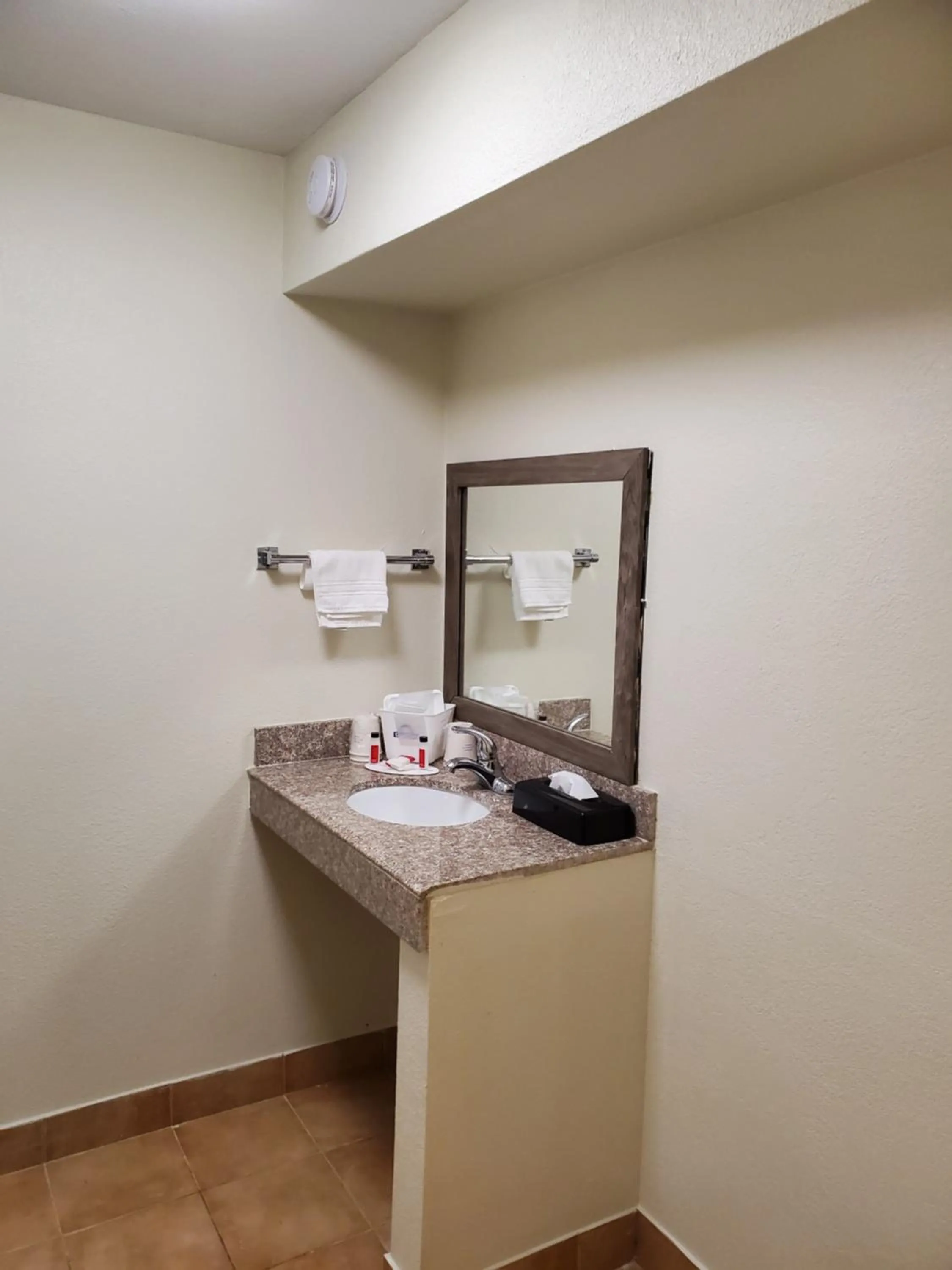 Days Inn by Wyndham Lawton