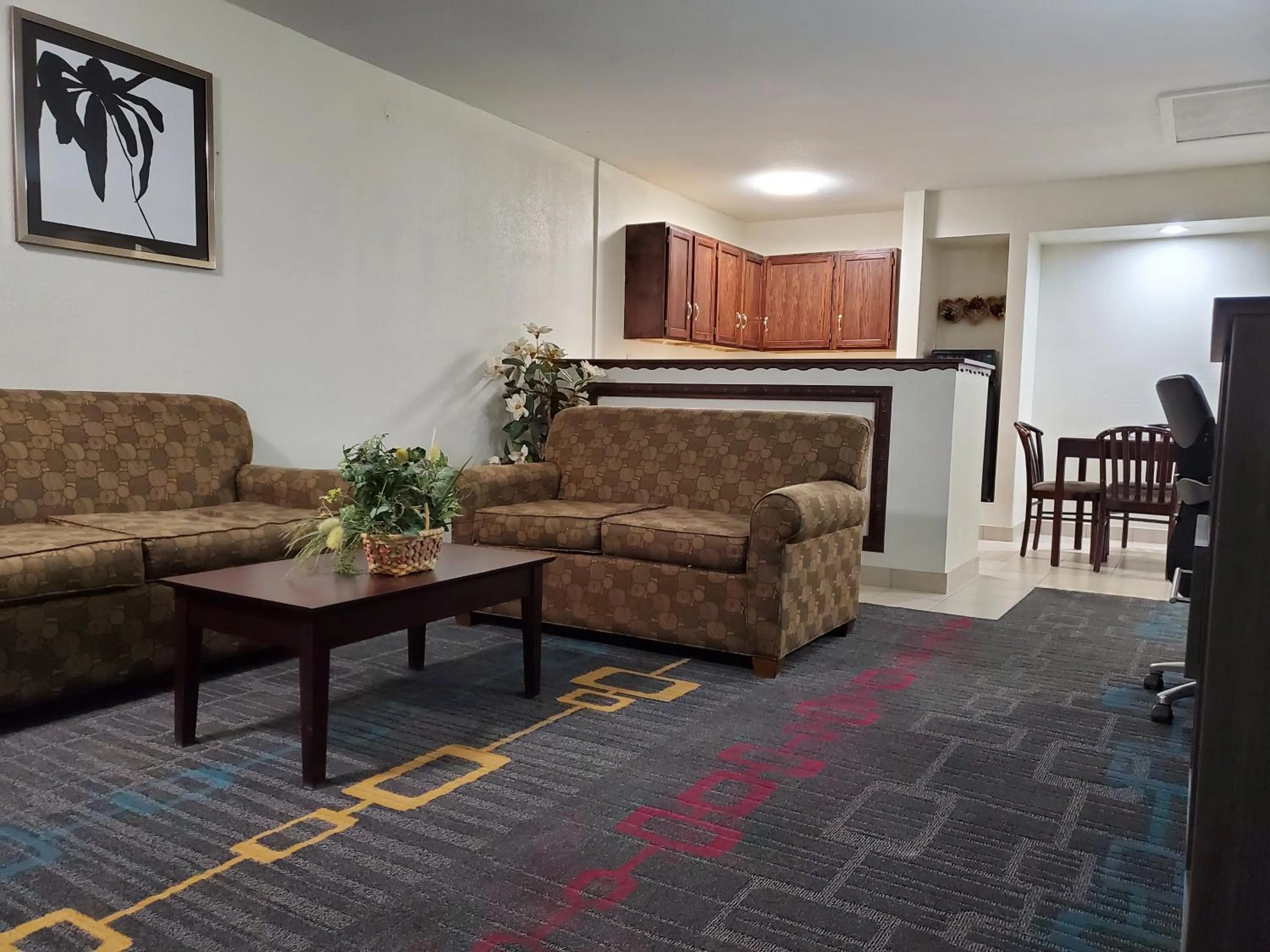 Days Inn by Wyndham Lawton