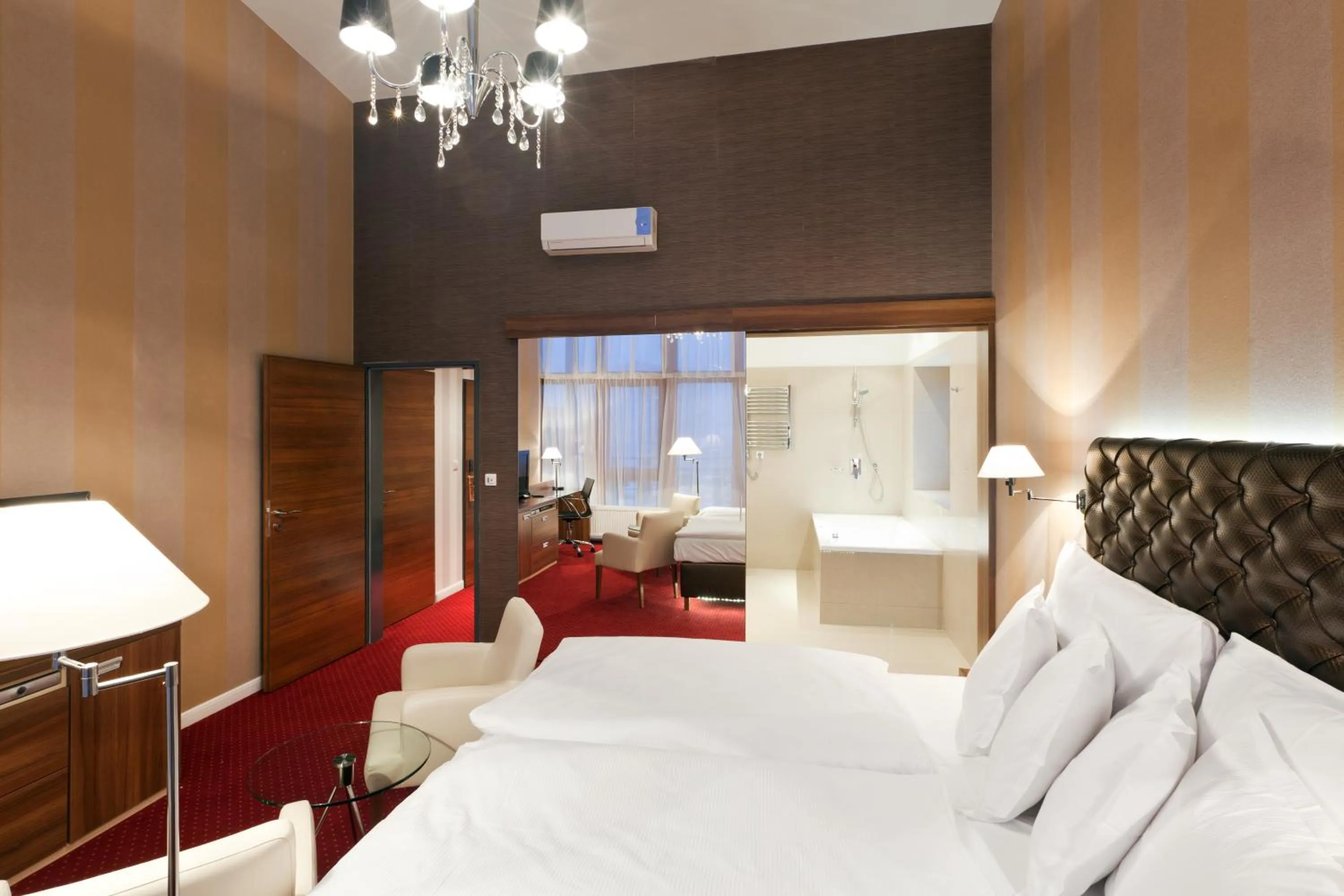 Bed in Pytloun City Boutique Self Check-in Hotel